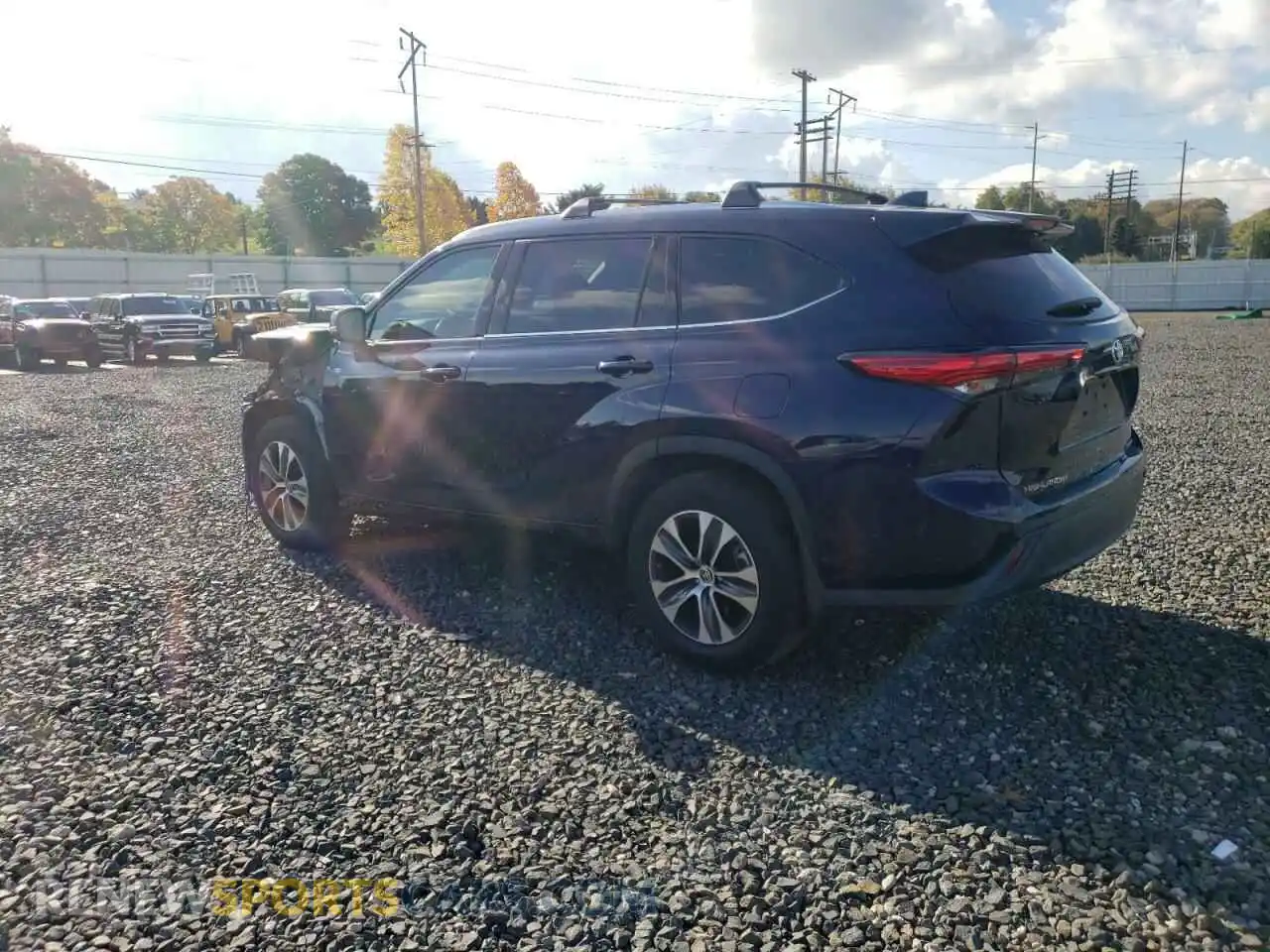 2 Photograph of a damaged car 5TDHZRBH1MS092898 TOYOTA HIGHLANDER 2021