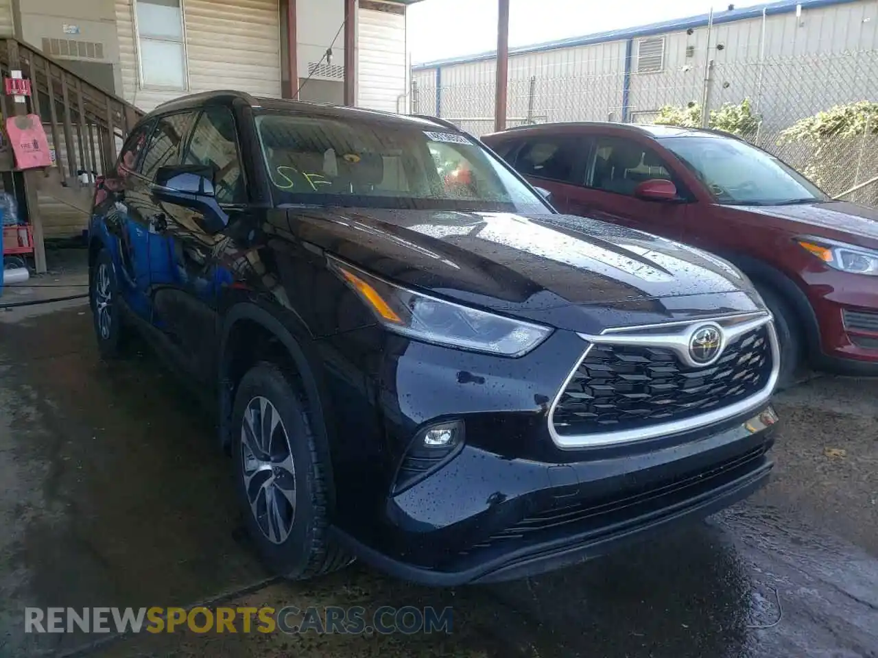 1 Photograph of a damaged car 5TDHZRBH1MS133966 TOYOTA HIGHLANDER 2021