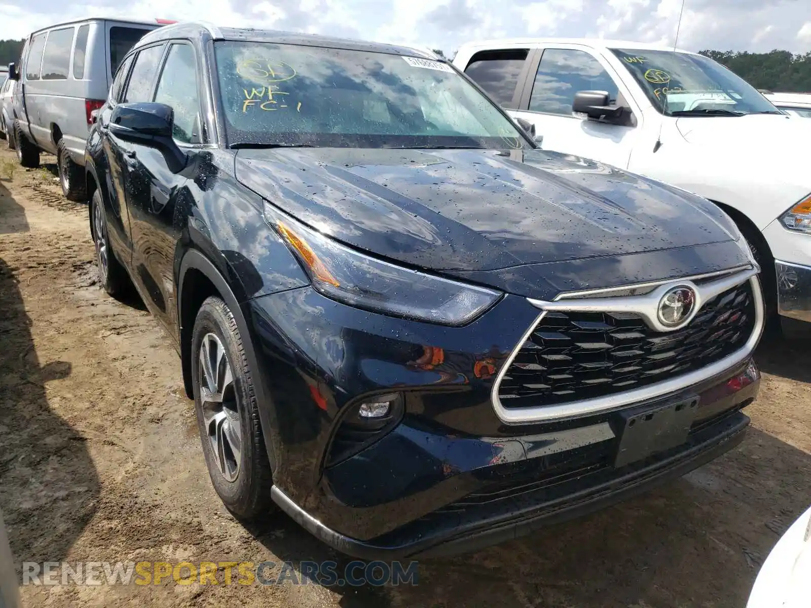 1 Photograph of a damaged car 5TDHZRBH2MS070800 TOYOTA HIGHLANDER 2021
