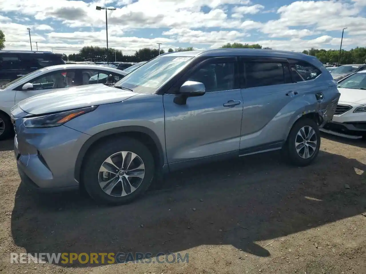 1 Photograph of a damaged car 5TDHZRBH2MS080131 TOYOTA HIGHLANDER 2021