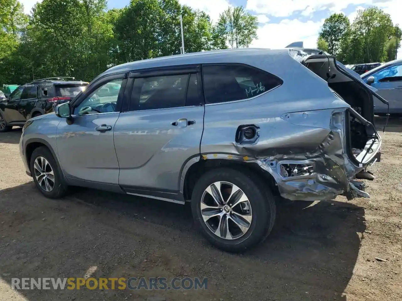 2 Photograph of a damaged car 5TDHZRBH2MS080131 TOYOTA HIGHLANDER 2021