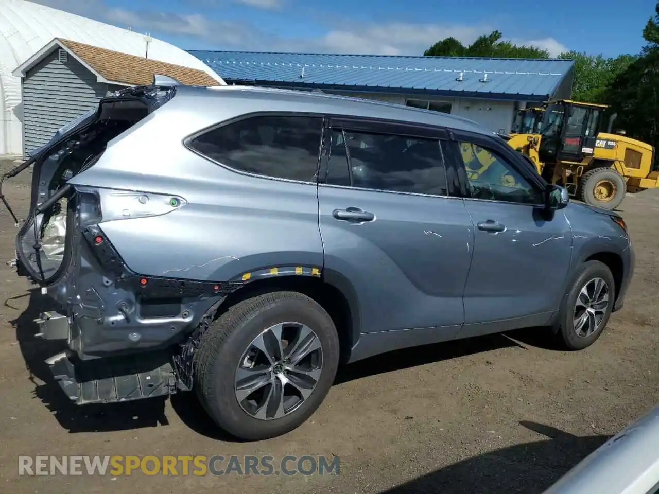 3 Photograph of a damaged car 5TDHZRBH2MS080131 TOYOTA HIGHLANDER 2021