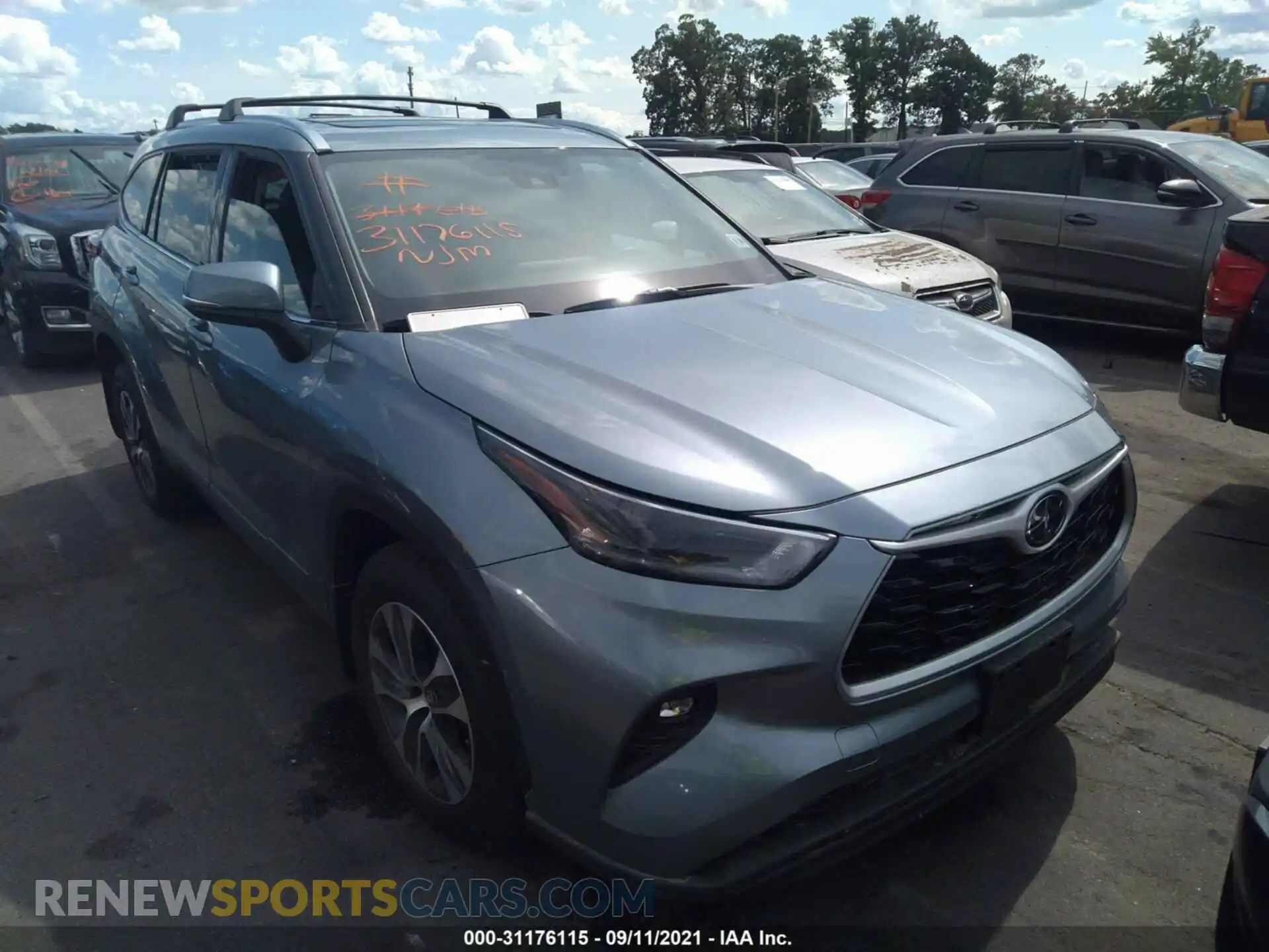 1 Photograph of a damaged car 5TDHZRBH2MS102130 TOYOTA HIGHLANDER 2021