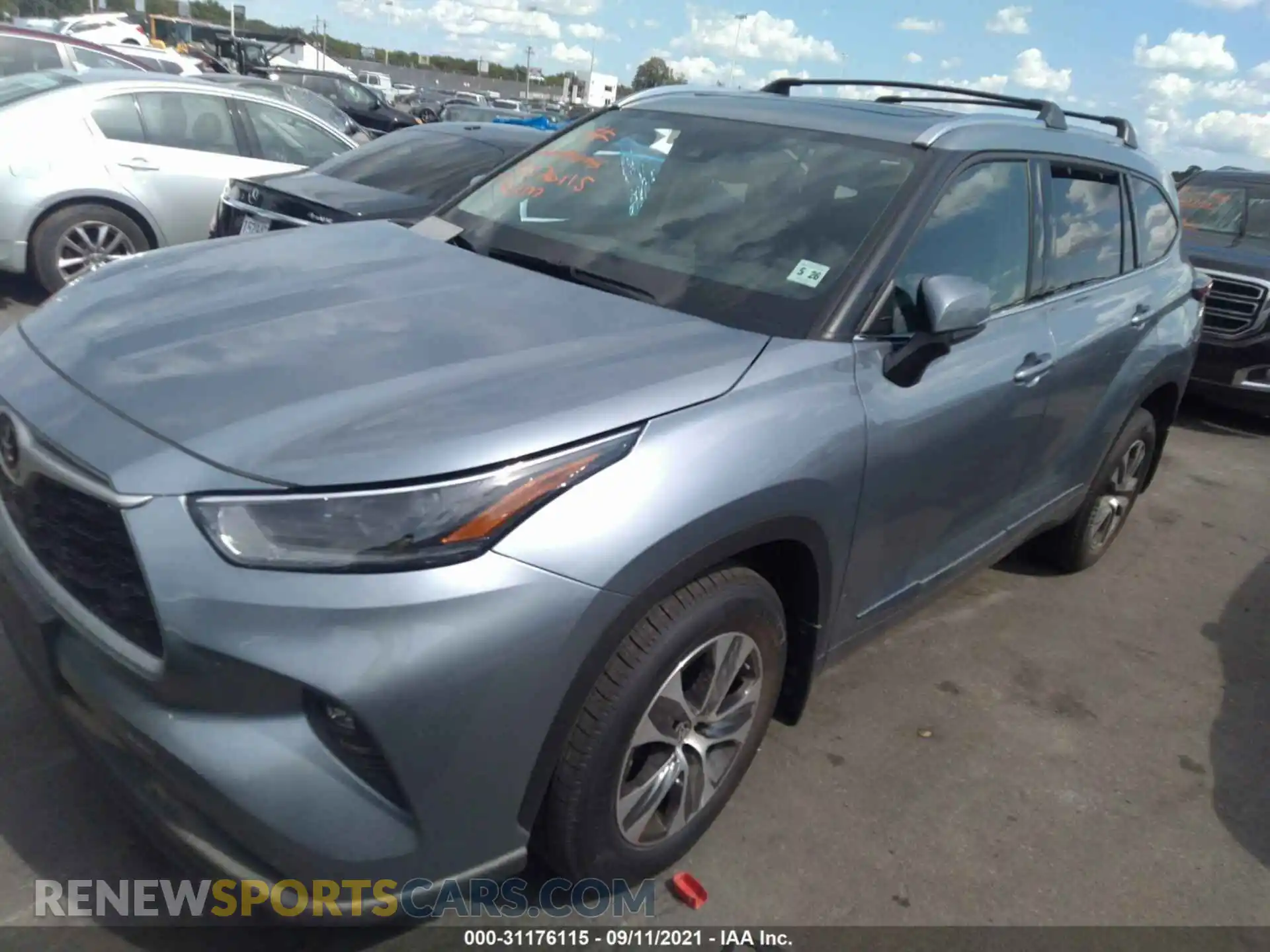 2 Photograph of a damaged car 5TDHZRBH2MS102130 TOYOTA HIGHLANDER 2021