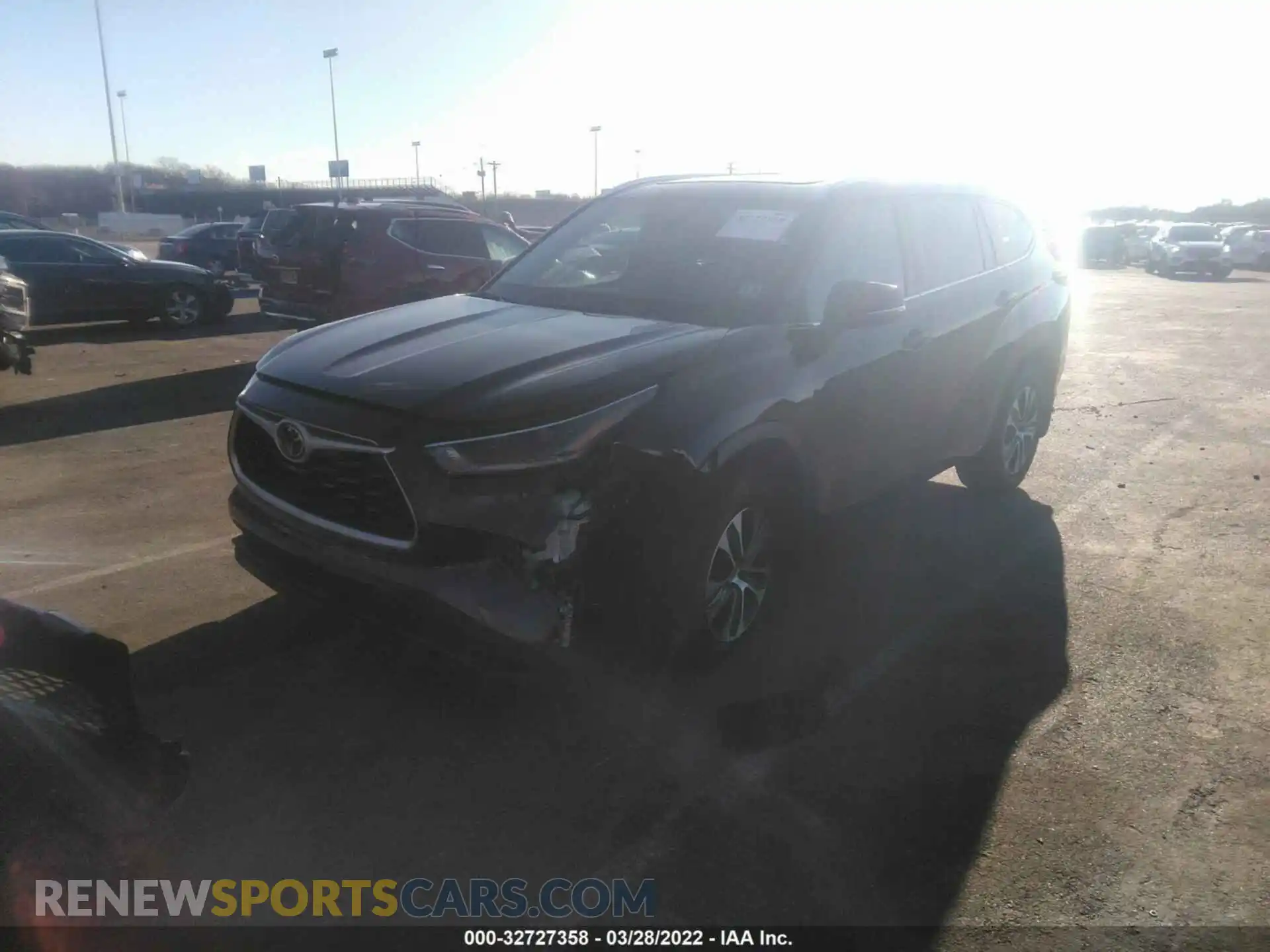 2 Photograph of a damaged car 5TDHZRBH2MS119574 TOYOTA HIGHLANDER 2021