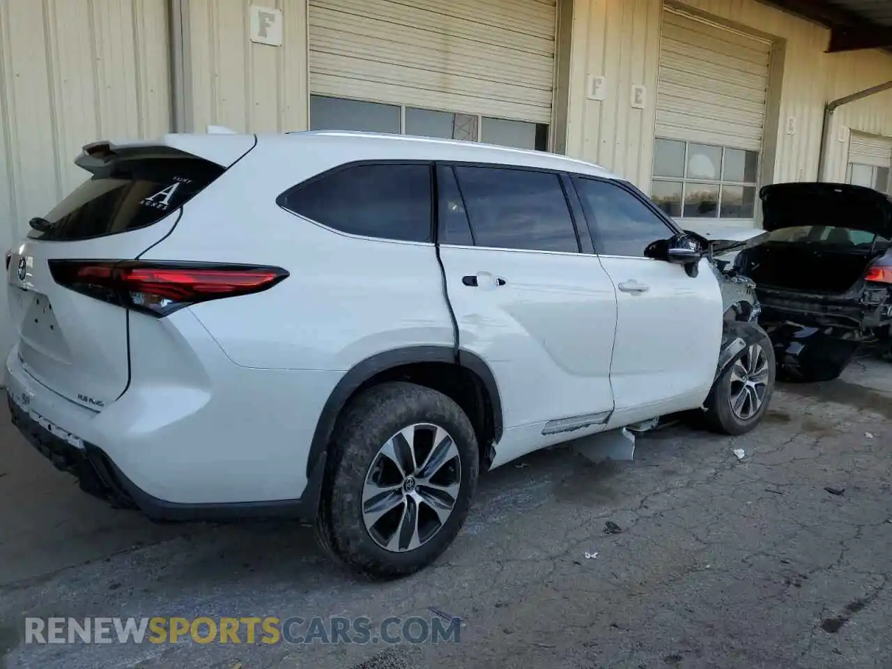 3 Фотография поврежденного автомобиля 5TDHZRBH2MS135256 TOYOTA HIGHLANDER 2021