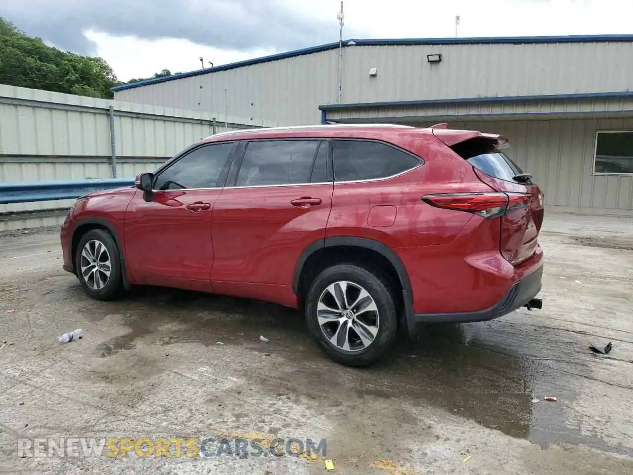 2 Photograph of a damaged car 5TDHZRBH4MS528305 TOYOTA HIGHLANDER 2021