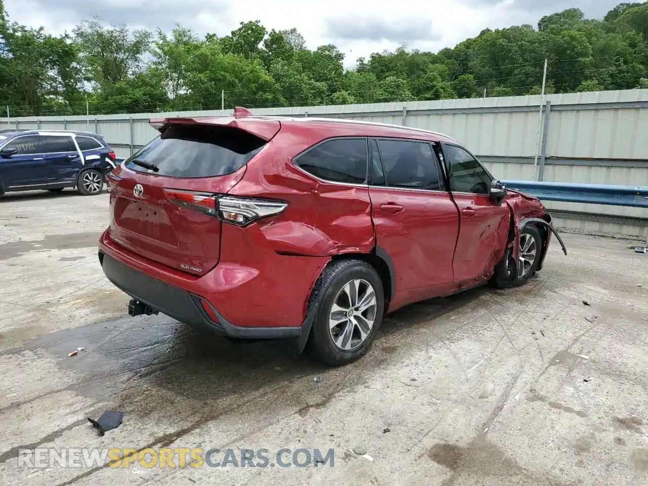 3 Photograph of a damaged car 5TDHZRBH4MS528305 TOYOTA HIGHLANDER 2021