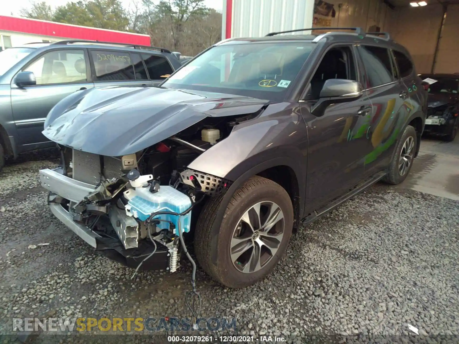 2 Photograph of a damaged car 5TDHZRBH5MS551768 TOYOTA HIGHLANDER 2021