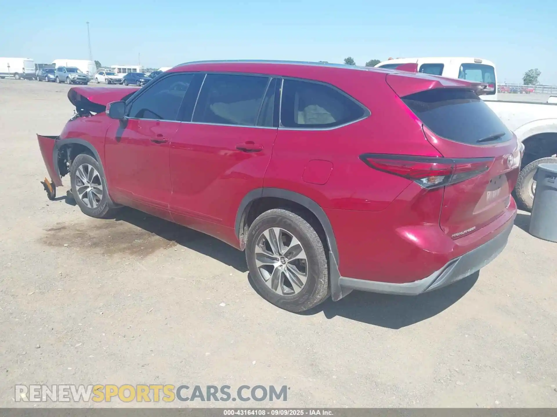 3 Photograph of a damaged car 5TDHZRBH6MS079452 TOYOTA HIGHLANDER 2021