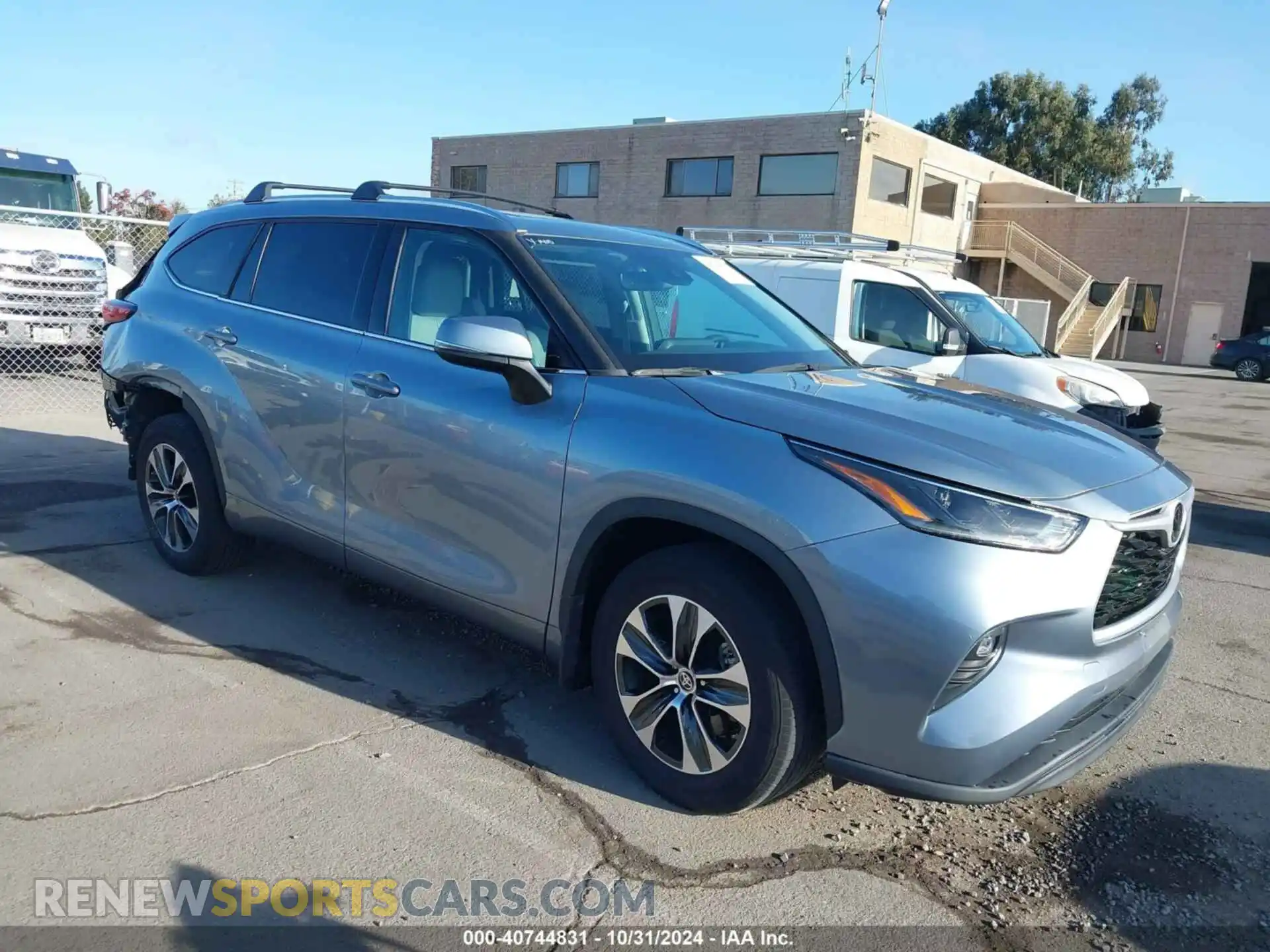 1 Photograph of a damaged car 5TDHZRBH6MS095313 TOYOTA HIGHLANDER 2021