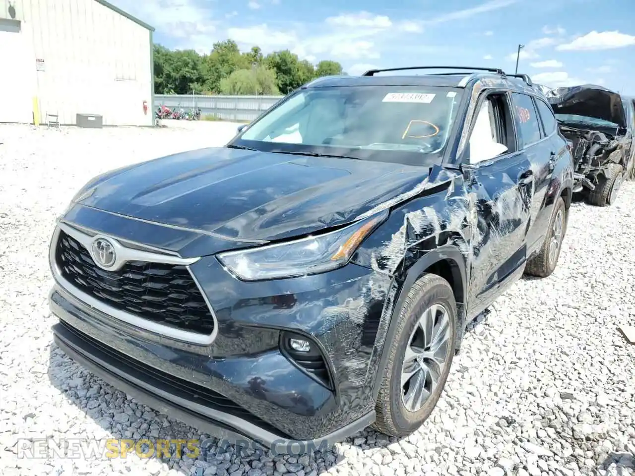 2 Photograph of a damaged car 5TDHZRBH6MS098194 TOYOTA HIGHLANDER 2021