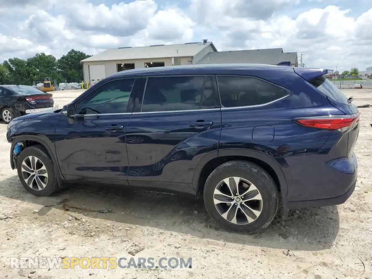 2 Photograph of a damaged car 5TDHZRBH6MS125376 TOYOTA HIGHLANDER 2021