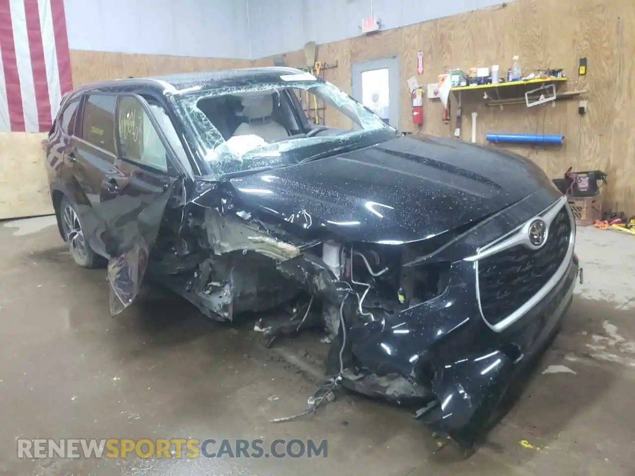 1 Фотография поврежденного автомобиля 5TDHZRBH7MS083848 TOYOTA HIGHLANDER 2021