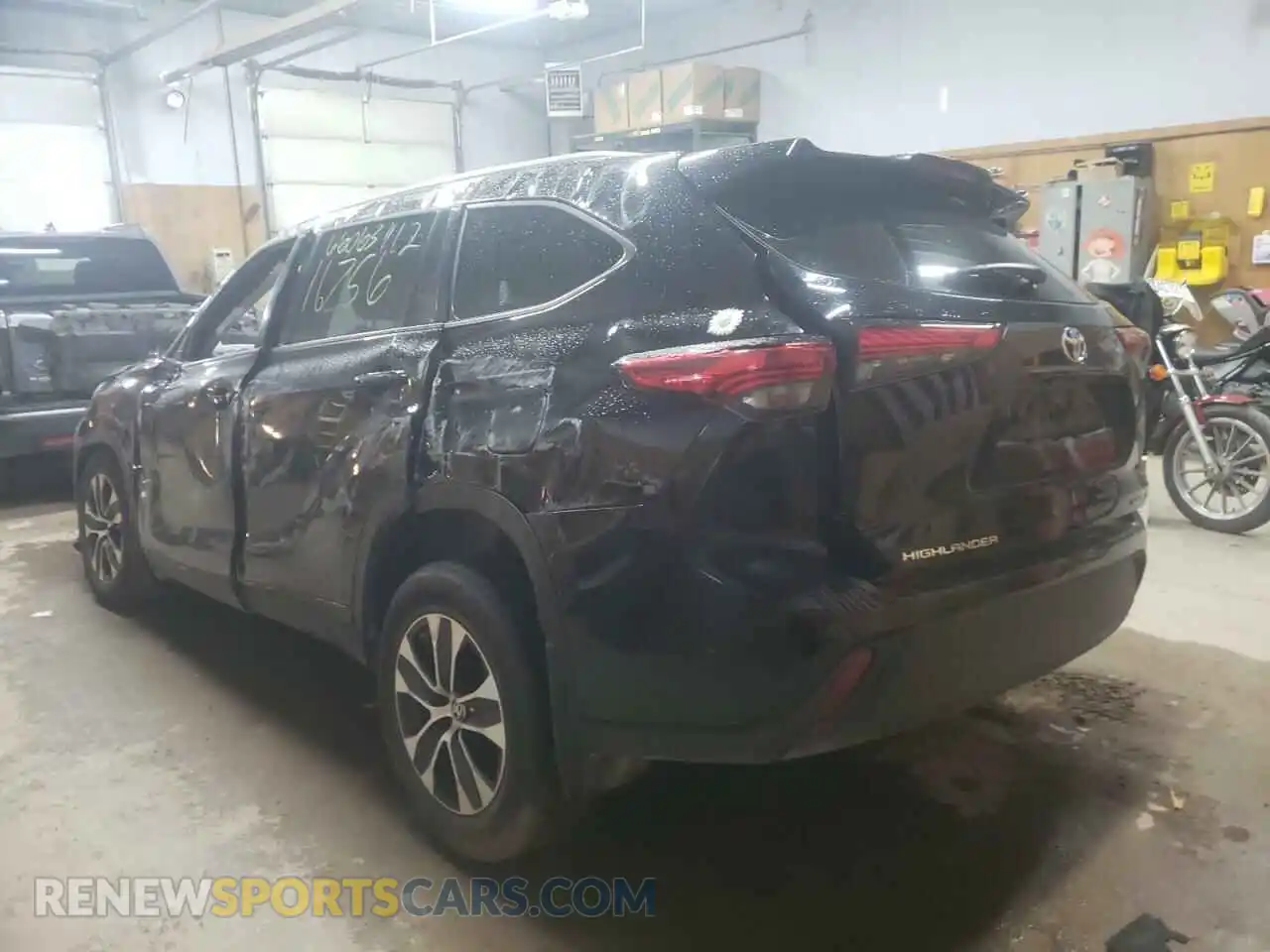 3 Фотография поврежденного автомобиля 5TDHZRBH7MS083848 TOYOTA HIGHLANDER 2021
