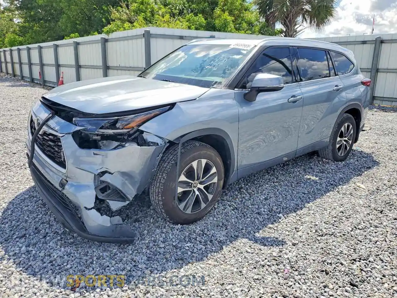 1 Photograph of a damaged car 5TDHZRBH7MS125032 TOYOTA HIGHLANDER 2021