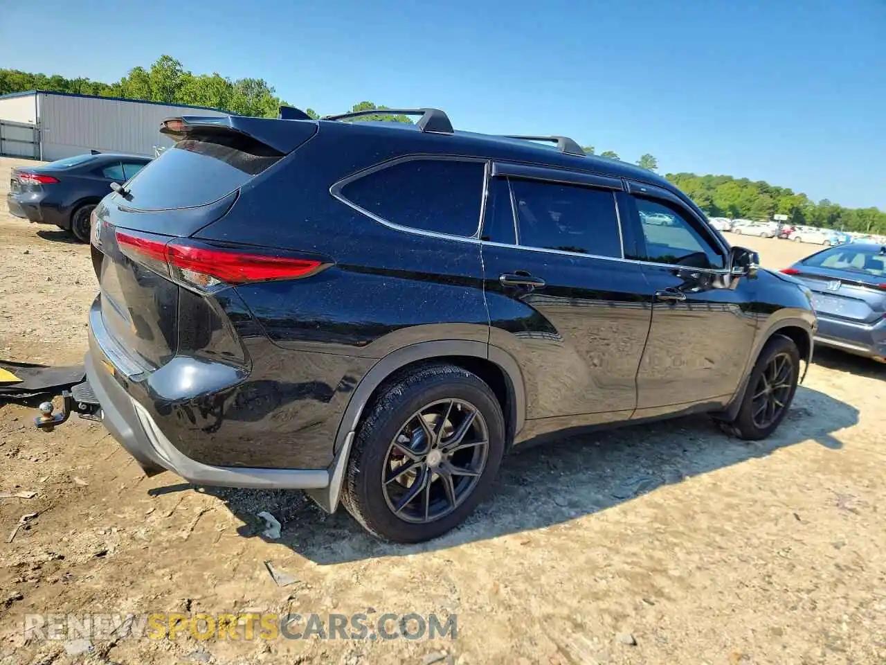 3 Photograph of a damaged car 5TDHZRBH7MS145149 TOYOTA HIGHLANDER 2021