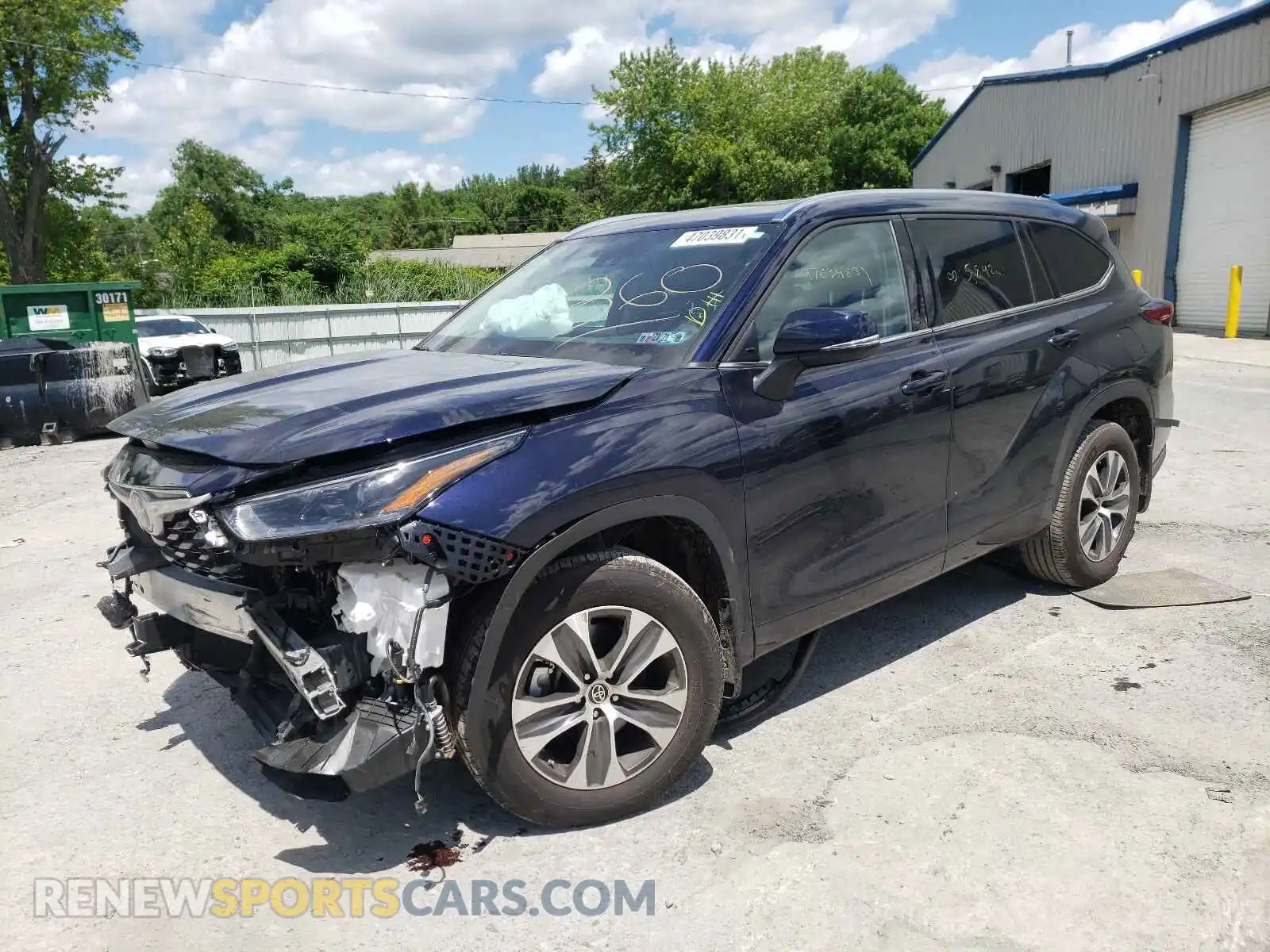 2 Photograph of a damaged car 5TDHZRBH8MS065522 TOYOTA HIGHLANDER 2021