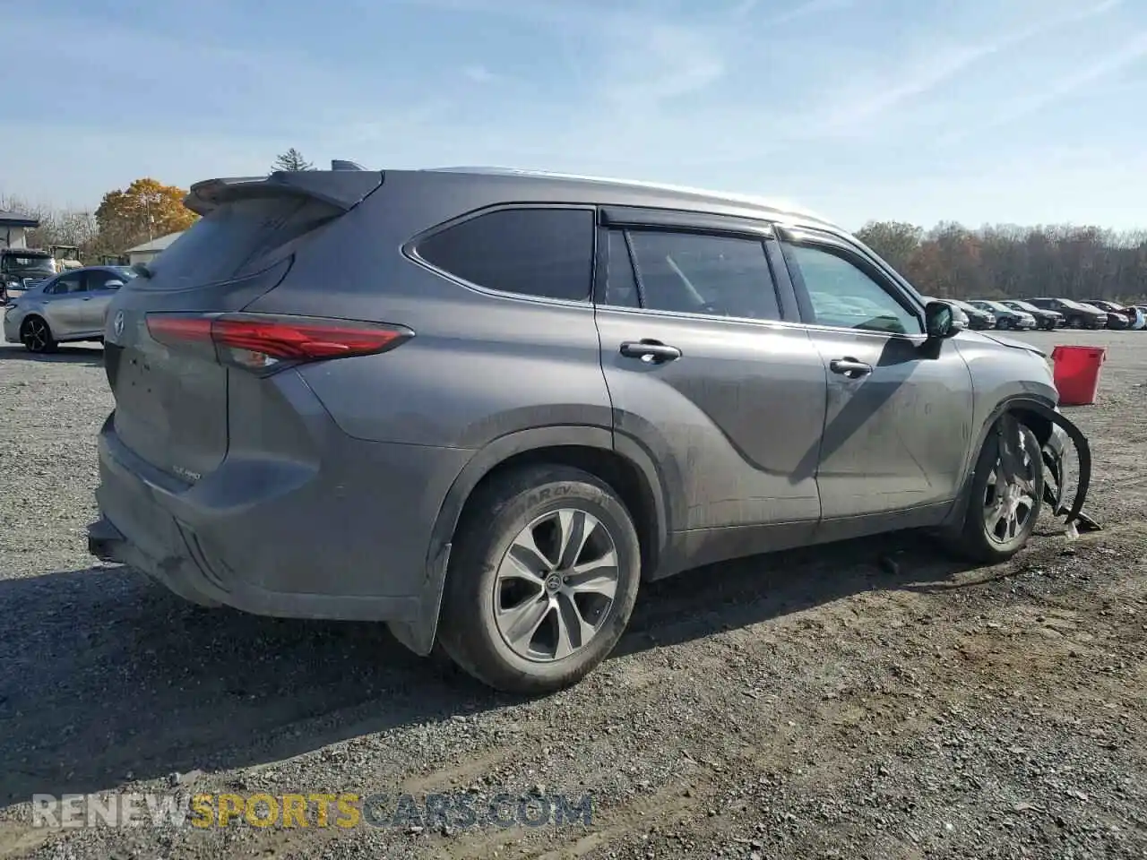 3 Photograph of a damaged car 5TDHZRBH8MS085267 TOYOTA HIGHLANDER 2021