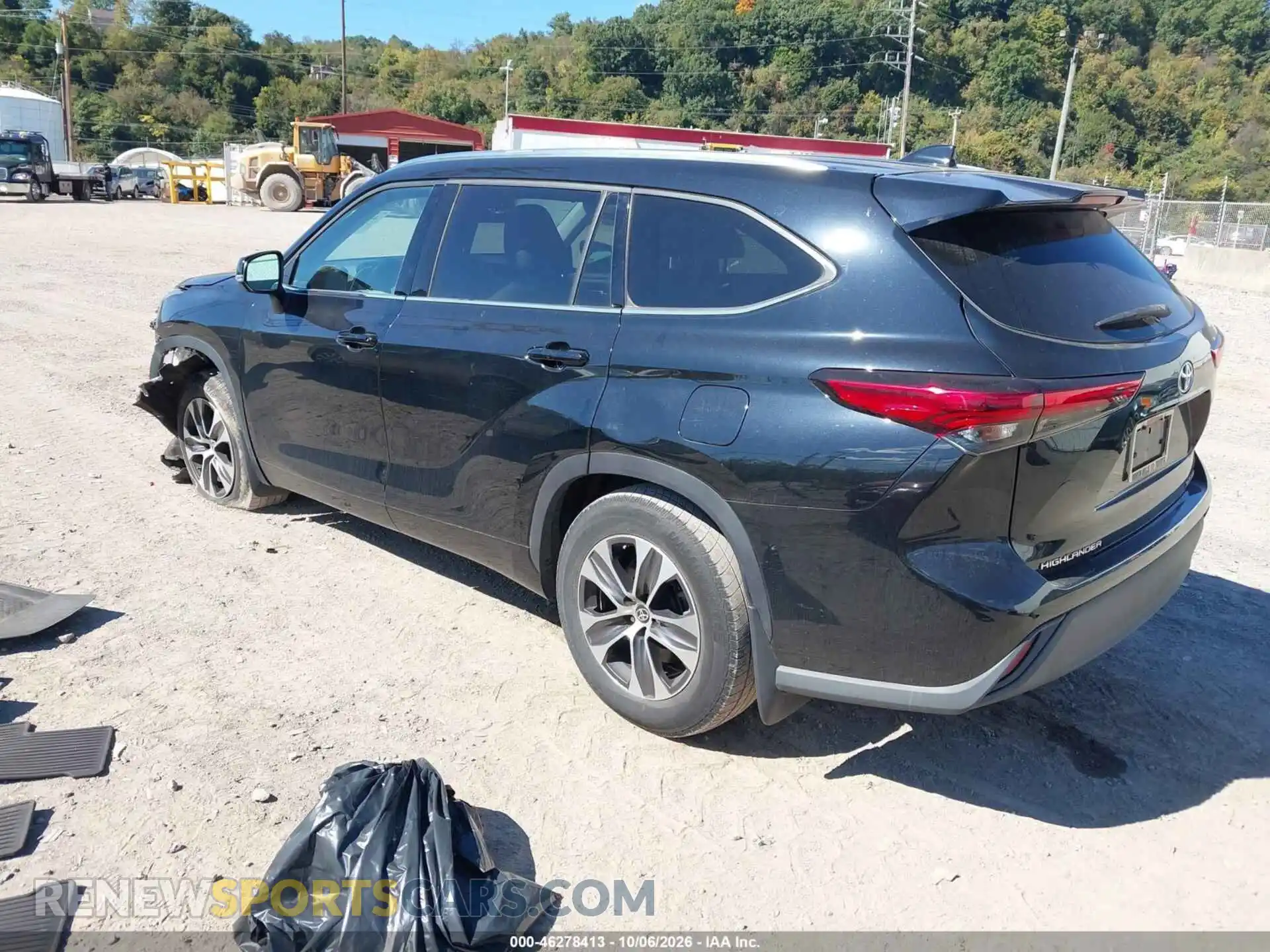 3 Photograph of a damaged car 5TDHZRBH8MS531868 TOYOTA HIGHLANDER 2021