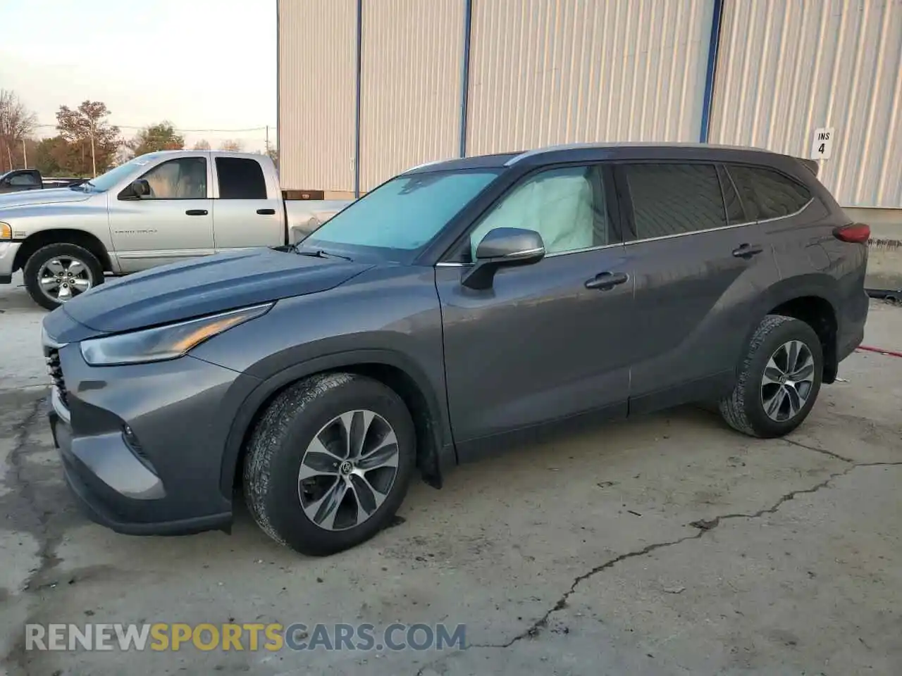 1 Photograph of a damaged car 5TDHZRBH9MS107079 TOYOTA HIGHLANDER 2021