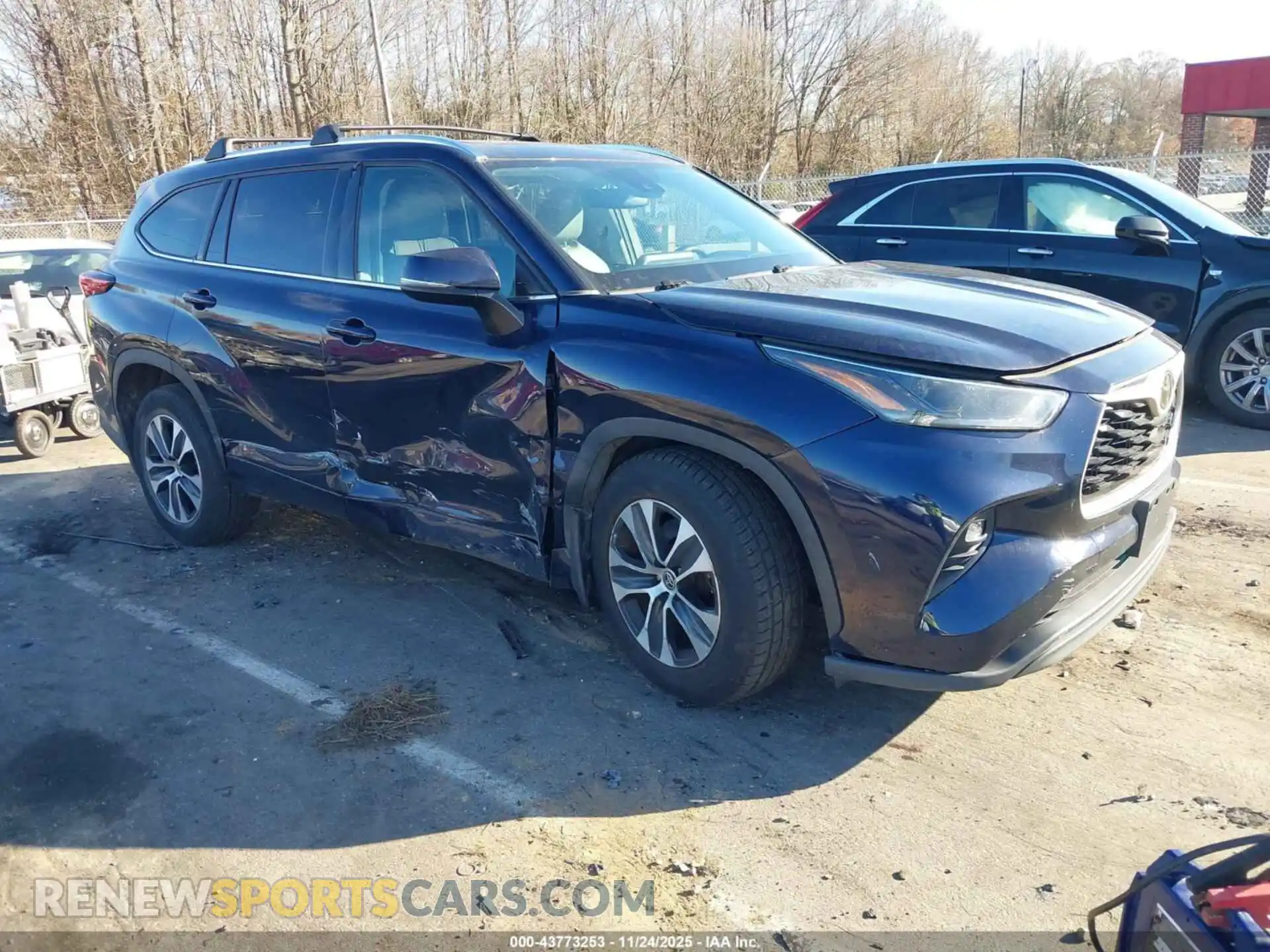1 Photograph of a damaged car 5TDHZRBH9MS532690 TOYOTA HIGHLANDER 2021