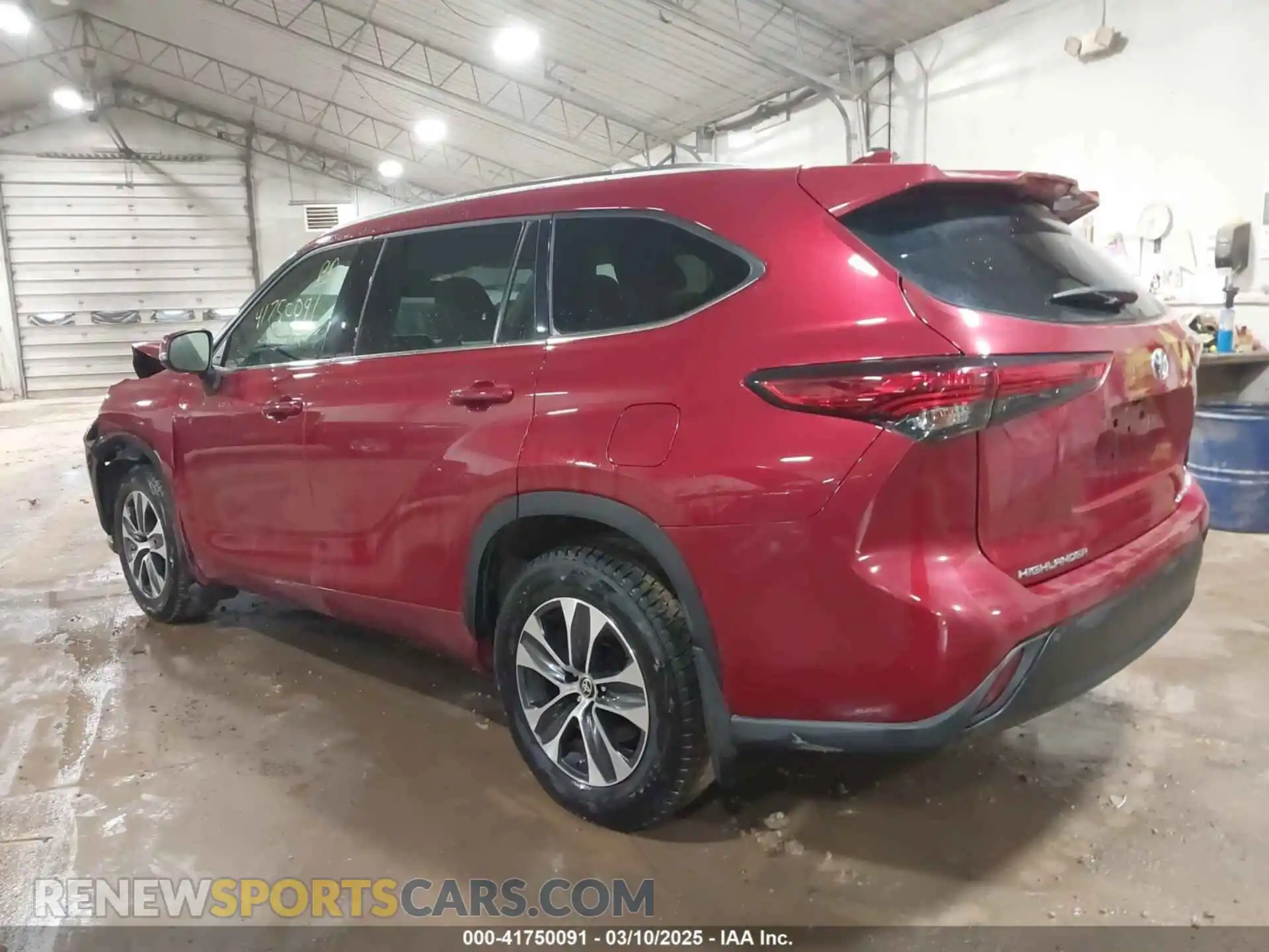 3 Photograph of a damaged car 5TDHZRBHXMS148904 TOYOTA HIGHLANDER 2021