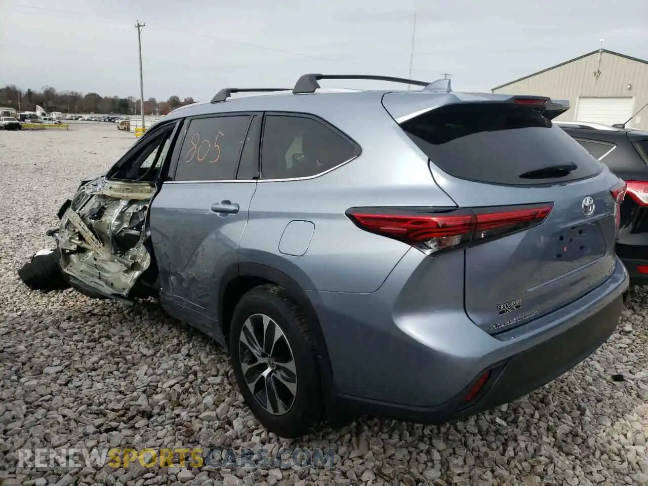 3 Photograph of a damaged car 5TDHZRBHXMS158865 TOYOTA HIGHLANDER 2021