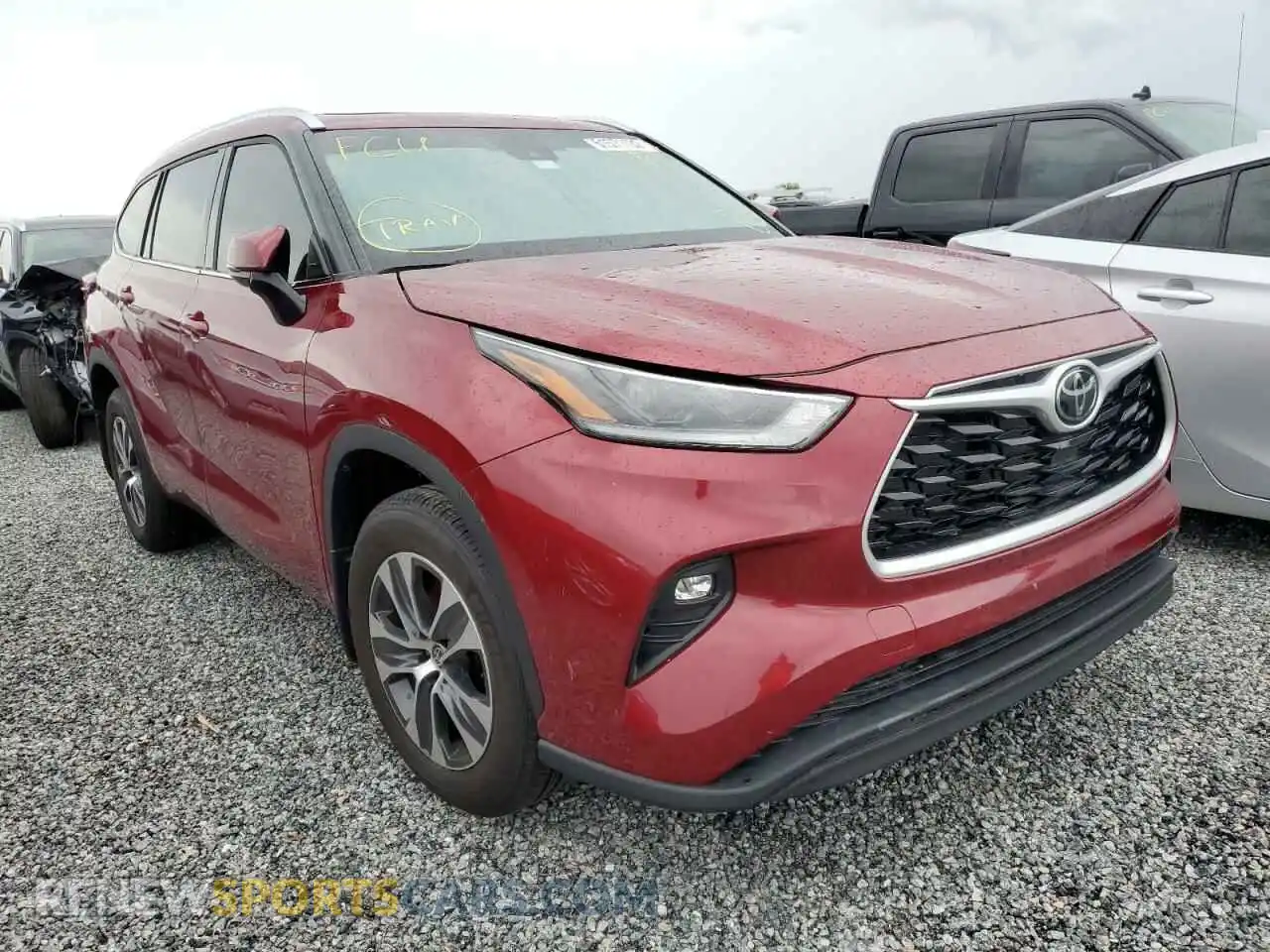 1 Photograph of a damaged car 5TDHZRBHXMS555749 TOYOTA HIGHLANDER 2021