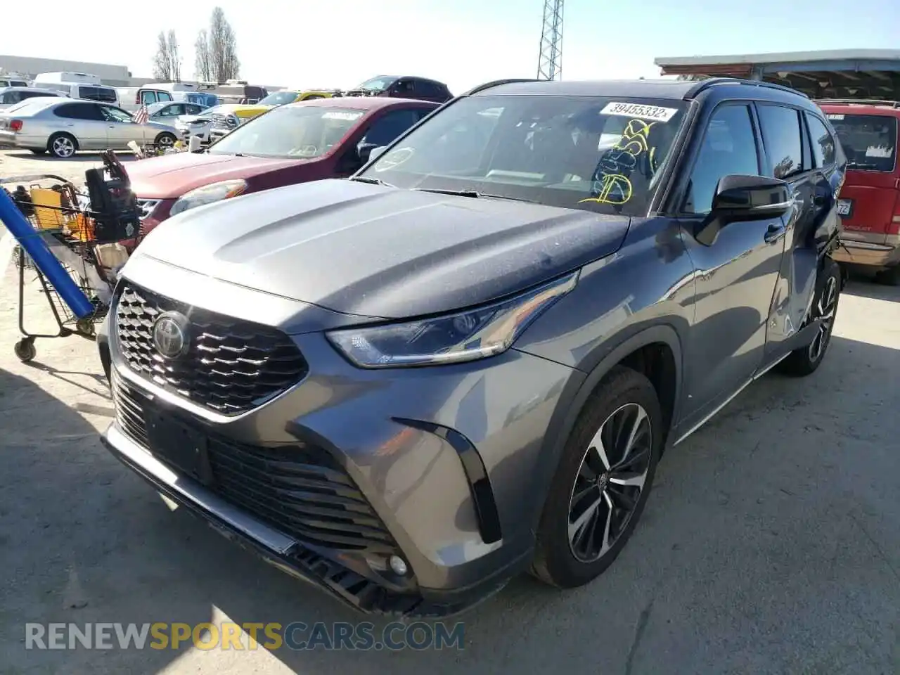 2 Photograph of a damaged car 5TDJZRAH3MS045326 TOYOTA HIGHLANDER 2021