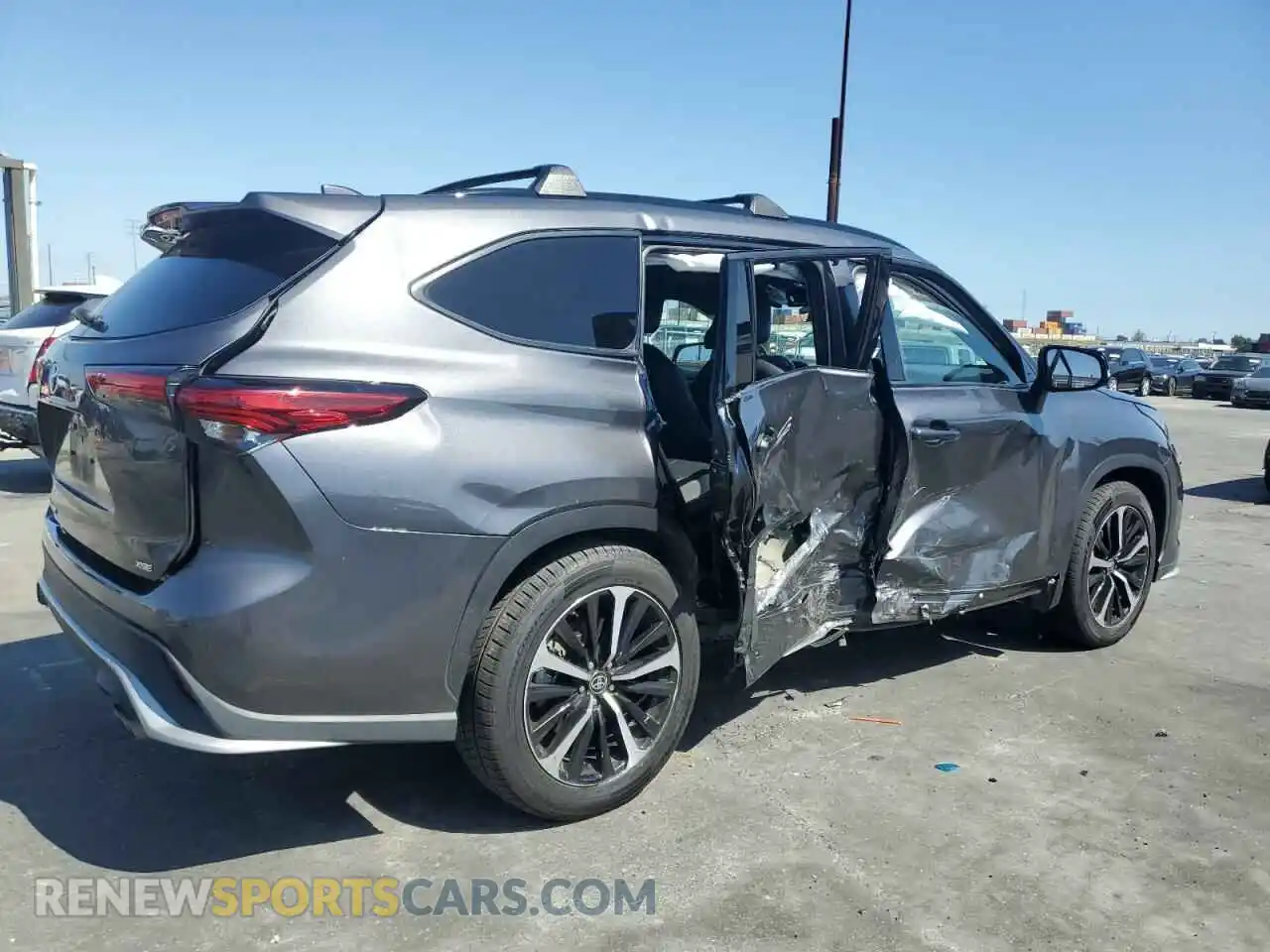 3 Photograph of a damaged car 5TDJZRAH7MS059973 TOYOTA HIGHLANDER 2021
