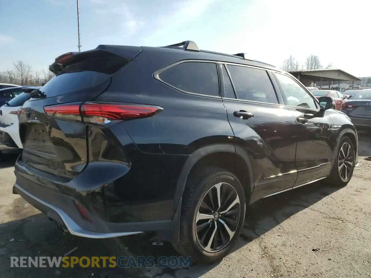 3 Photograph of a damaged car 5TDJZRBH0MS087452 TOYOTA HIGHLANDER 2021