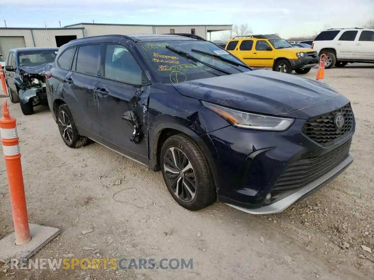 1 Photograph of a damaged car 5TDJZRBH0MS108462 TOYOTA HIGHLANDER 2021