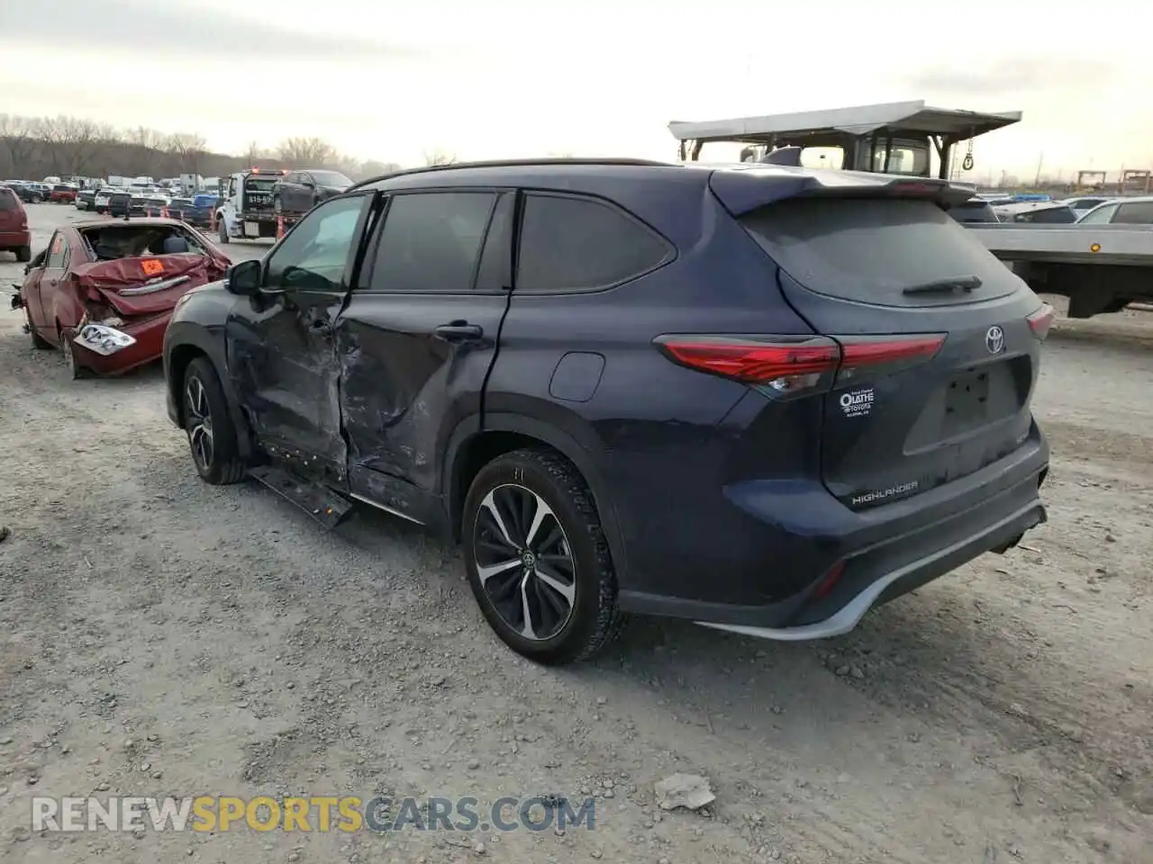 3 Photograph of a damaged car 5TDJZRBH0MS108462 TOYOTA HIGHLANDER 2021