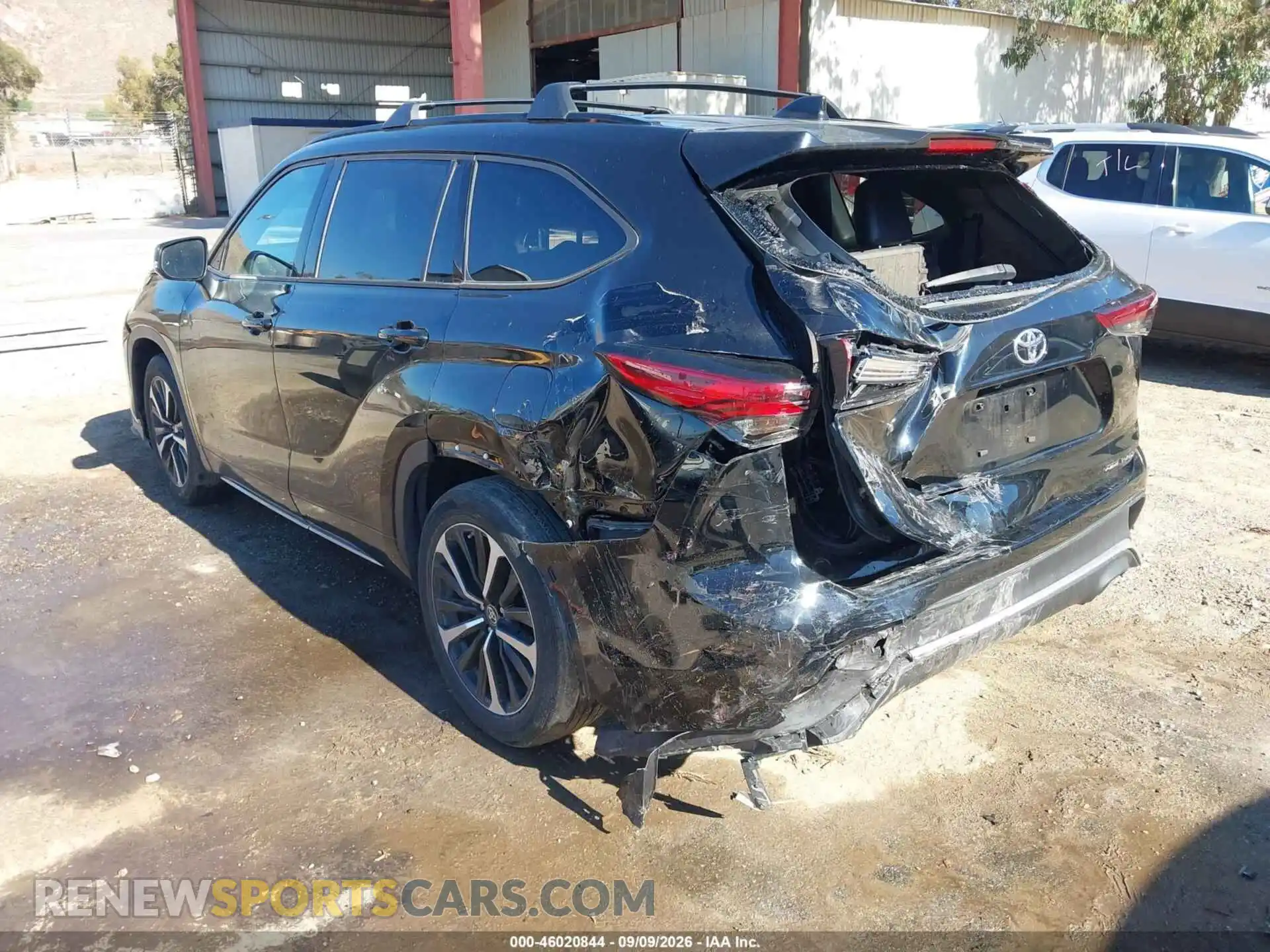 3 fotografías del automóvil dañado 5TDJZRBH3MS102347 TOYOTA HIGHLANDER 2021
