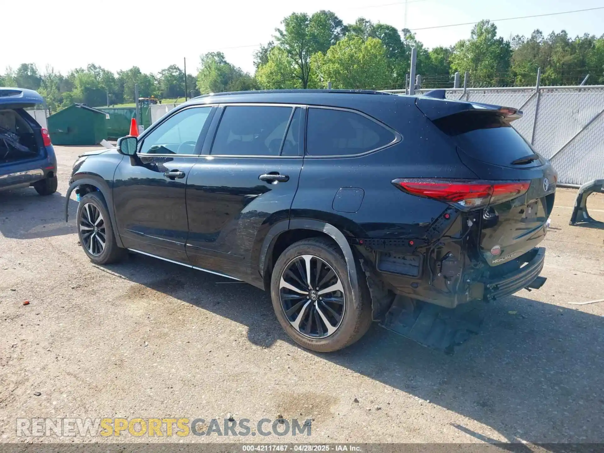 3 Photograph of a damaged car 5TDJZRBH4MS070542 TOYOTA HIGHLANDER 2021
