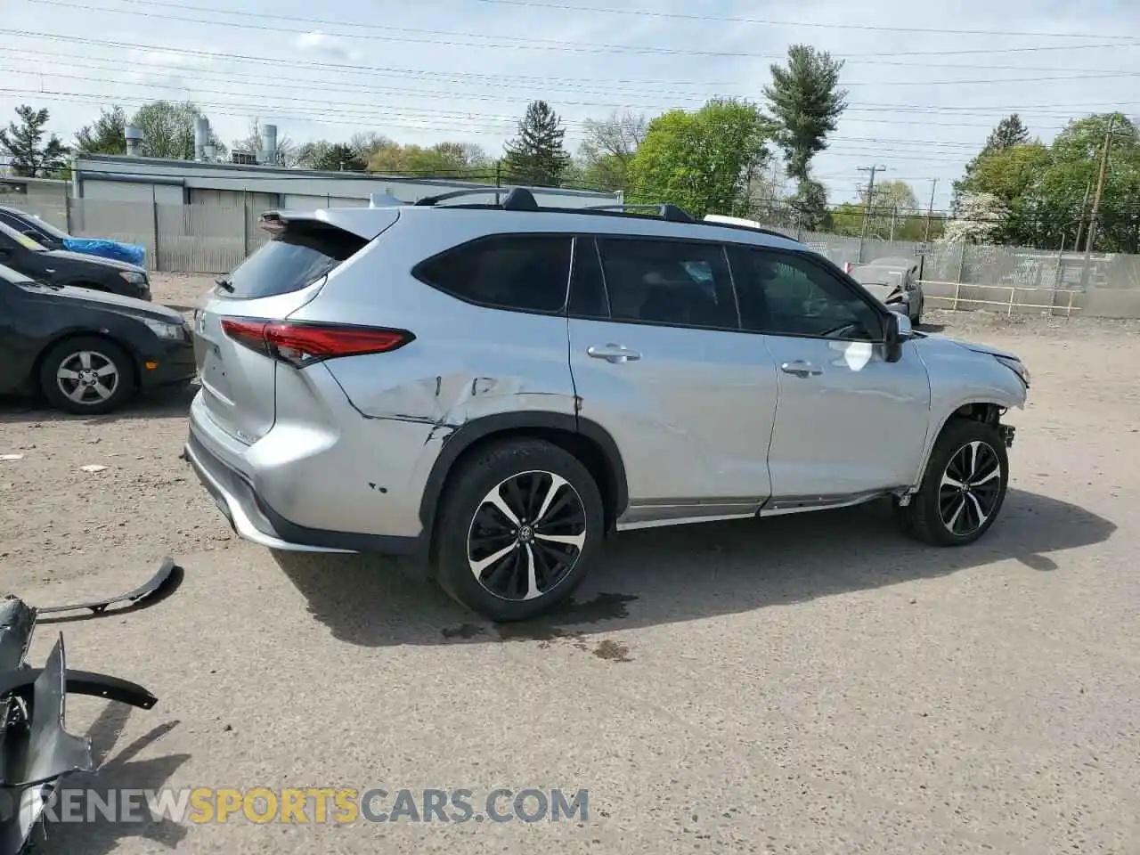 3 Photograph of a damaged car 5TDJZRBH4MS137835 TOYOTA HIGHLANDER 2021
