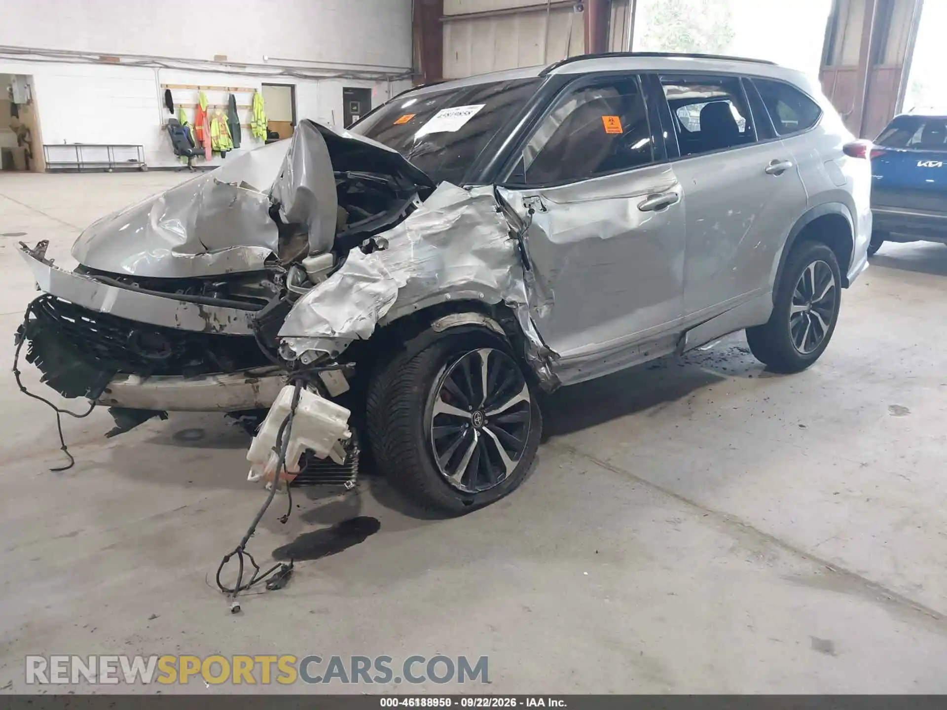 2 Photograph of a damaged car 5TDJZRBH6MS060014 TOYOTA HIGHLANDER 2021