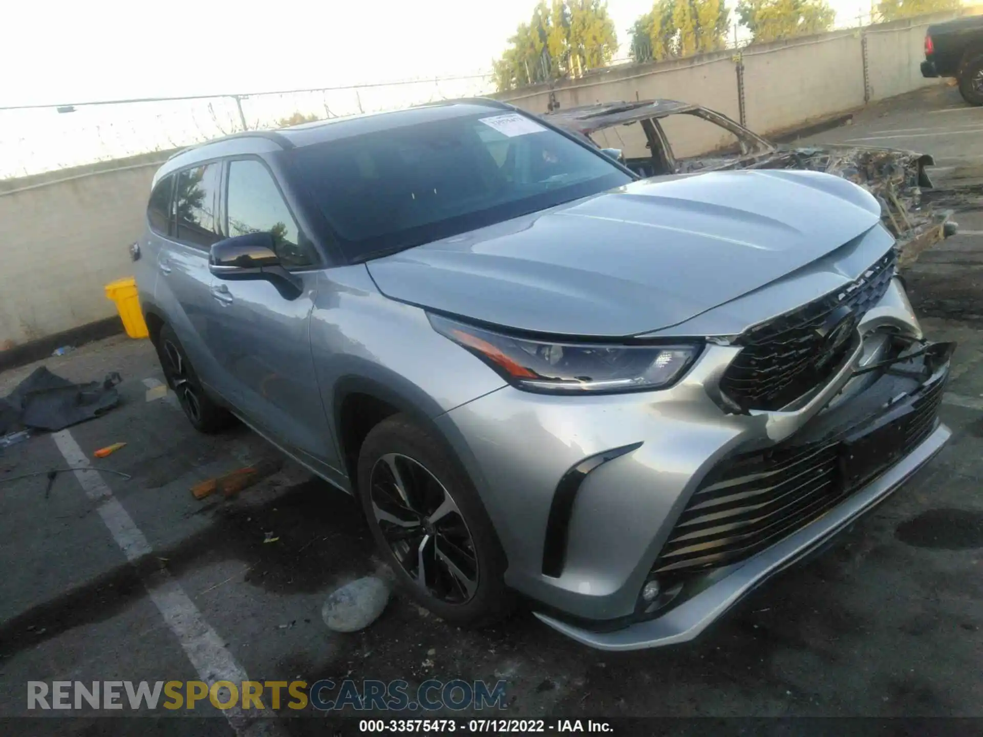 1 Photograph of a damaged car 5TDJZRBH9MS146014 TOYOTA HIGHLANDER 2021