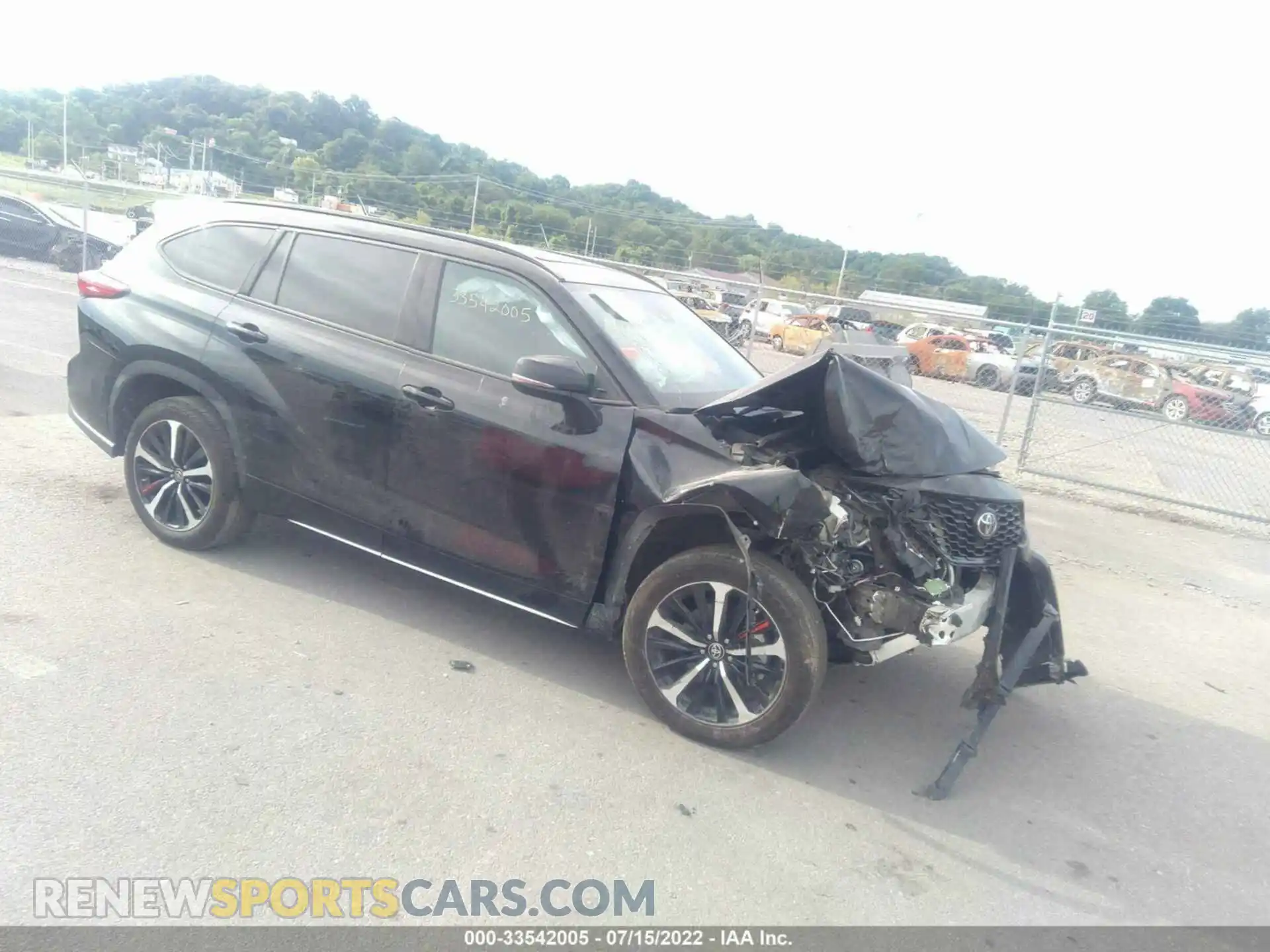 1 Photograph of a damaged car 5TDJZRBHXMS135619 TOYOTA HIGHLANDER 2021
