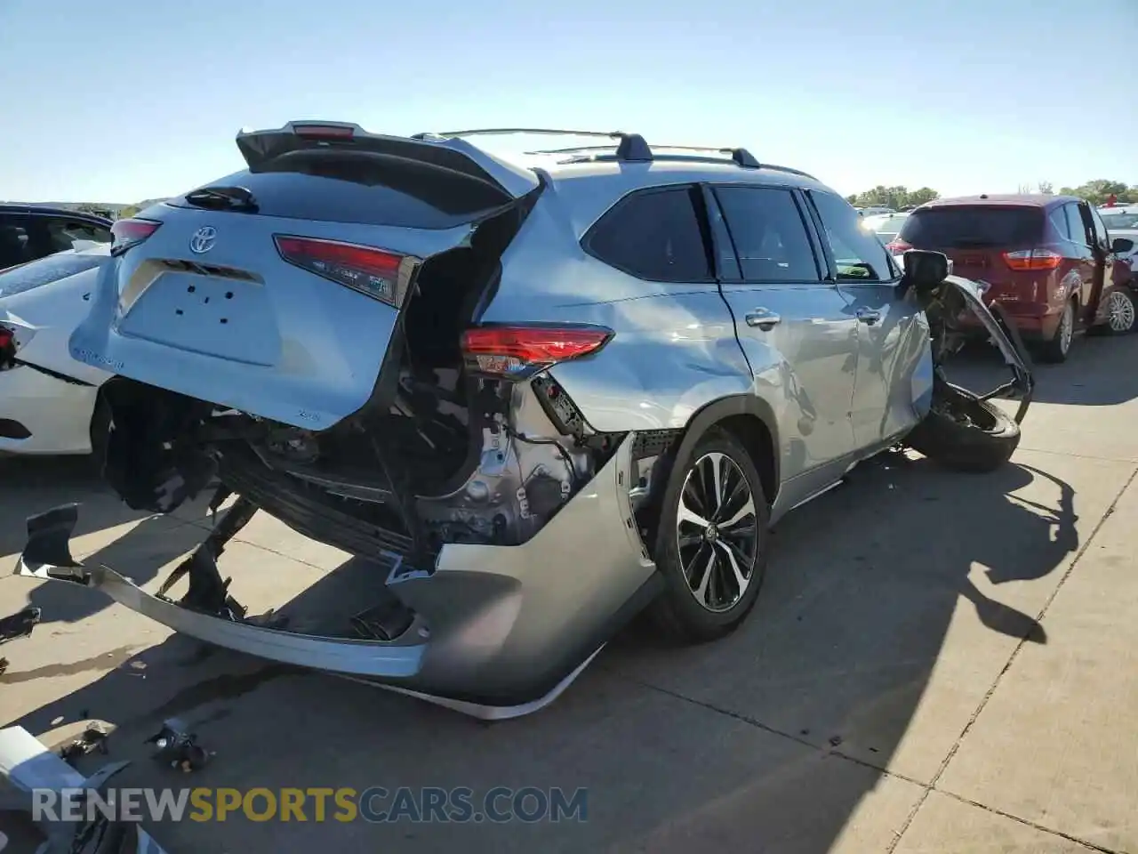 3 Photograph of a damaged car 5TDLZRAH0MS039282 TOYOTA HIGHLANDER 2021