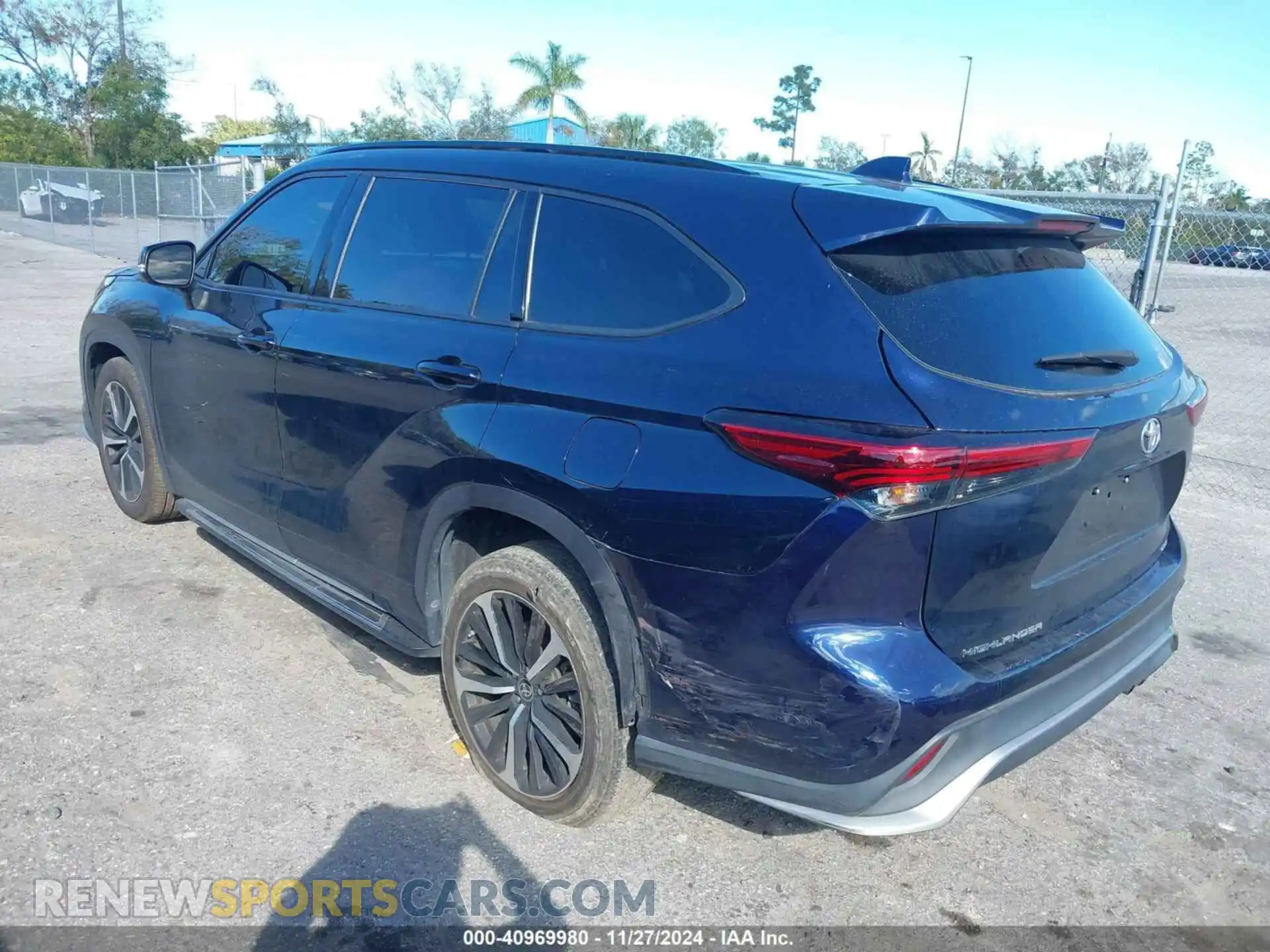 3 Photograph of a damaged car 5TDLZRAH0MS055000 TOYOTA HIGHLANDER 2021