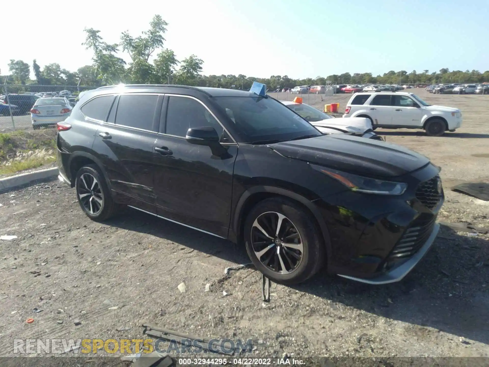 1 Photograph of a damaged car 5TDLZRAH1MS042966 TOYOTA HIGHLANDER 2021