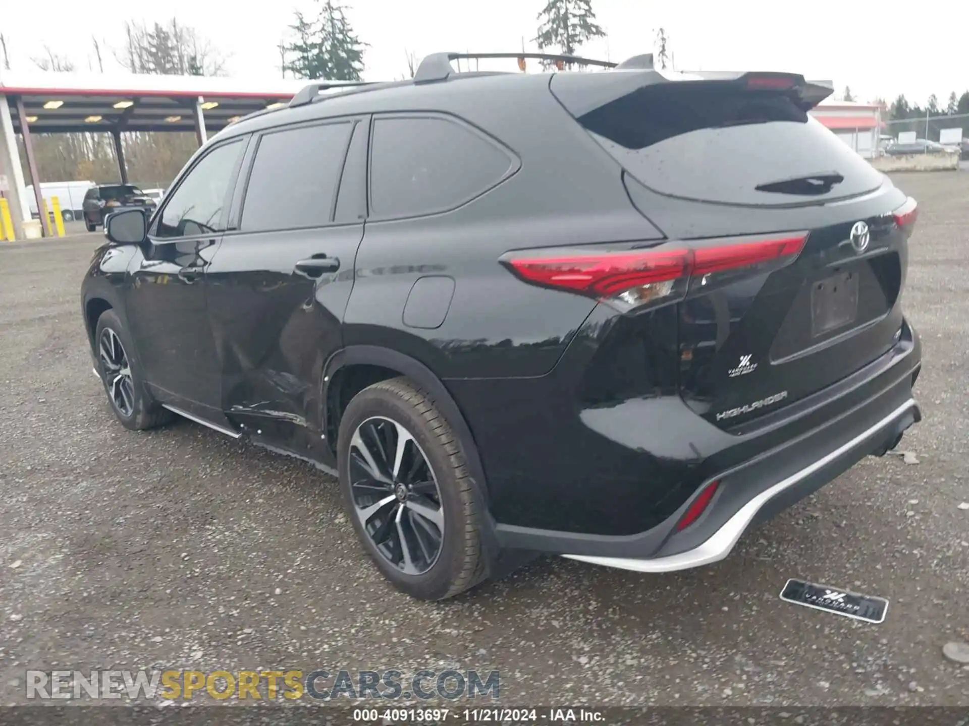 3 Photograph of a damaged car 5TDLZRAH1MS061050 TOYOTA HIGHLANDER 2021