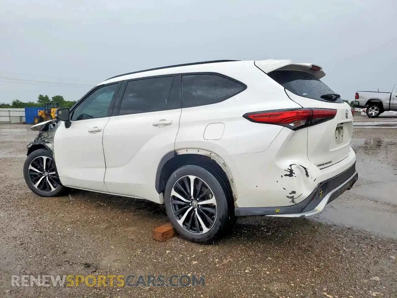 2 Photograph of a damaged car 5TDLZRAH1MS064904 TOYOTA HIGHLANDER 2021