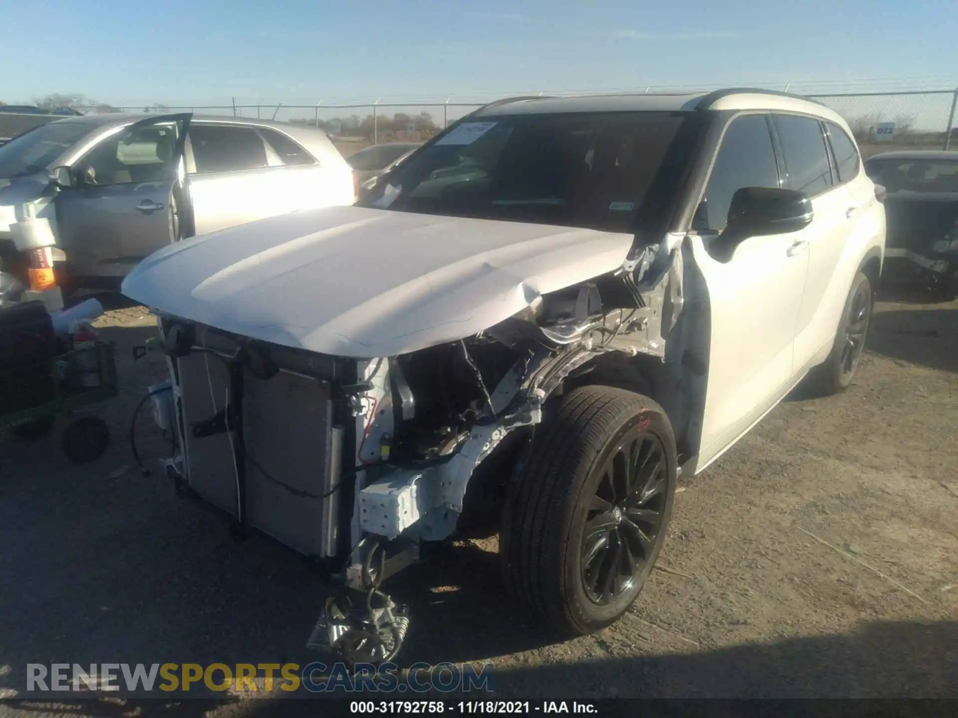 2 Photograph of a damaged car 5TDLZRAH2MS071697 TOYOTA HIGHLANDER 2021