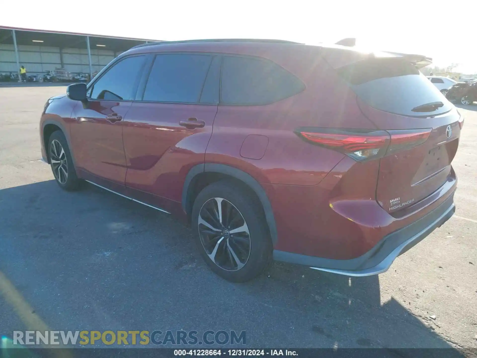 3 Photograph of a damaged car 5TDLZRAH3MS031970 TOYOTA HIGHLANDER 2021