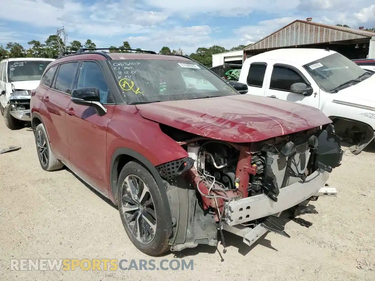 1 Photograph of a damaged car 5TDLZRAH3MS065102 TOYOTA HIGHLANDER 2021