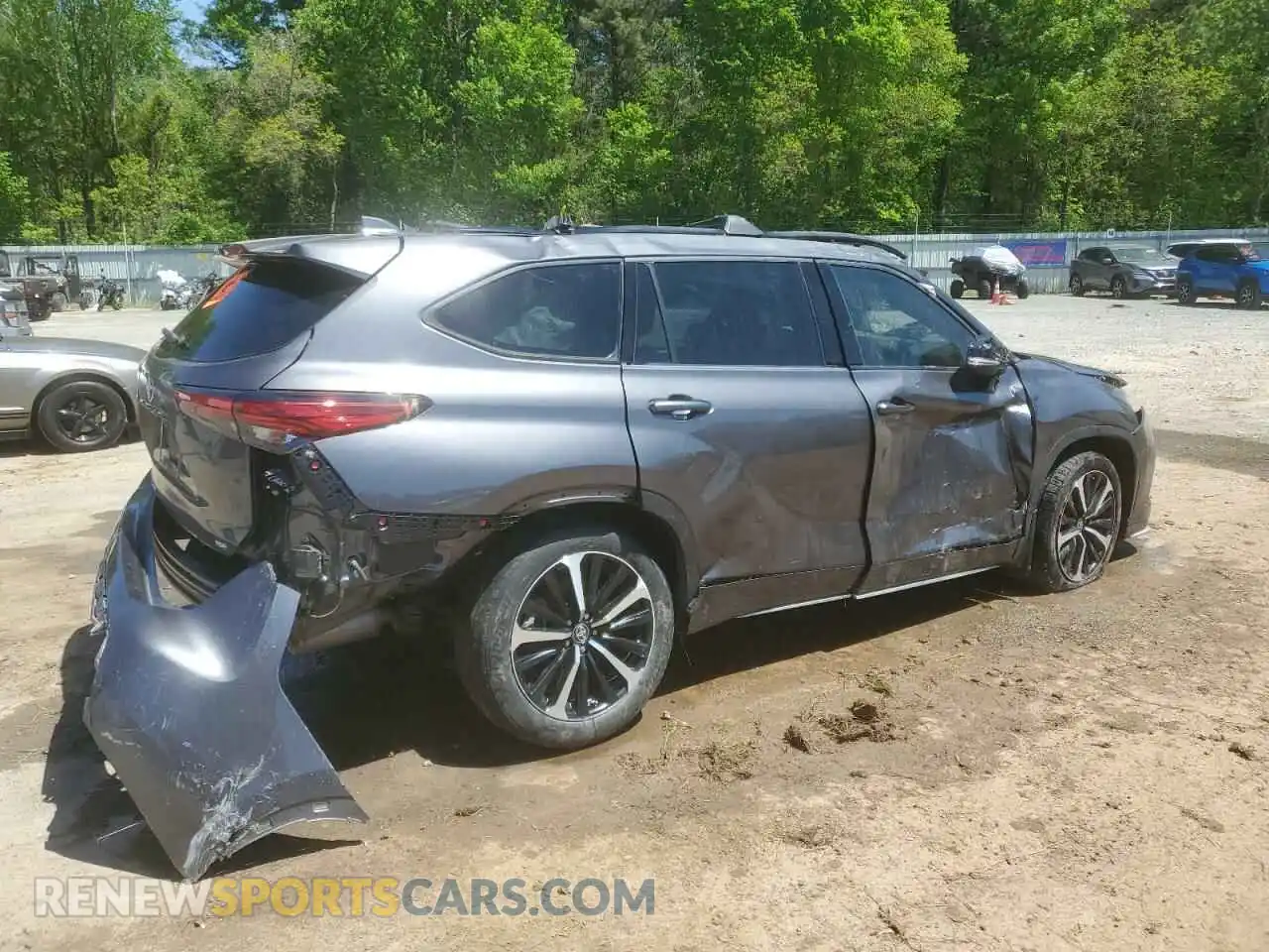 3 Photograph of a damaged car 5TDLZRAH7MS085028 TOYOTA HIGHLANDER 2021
