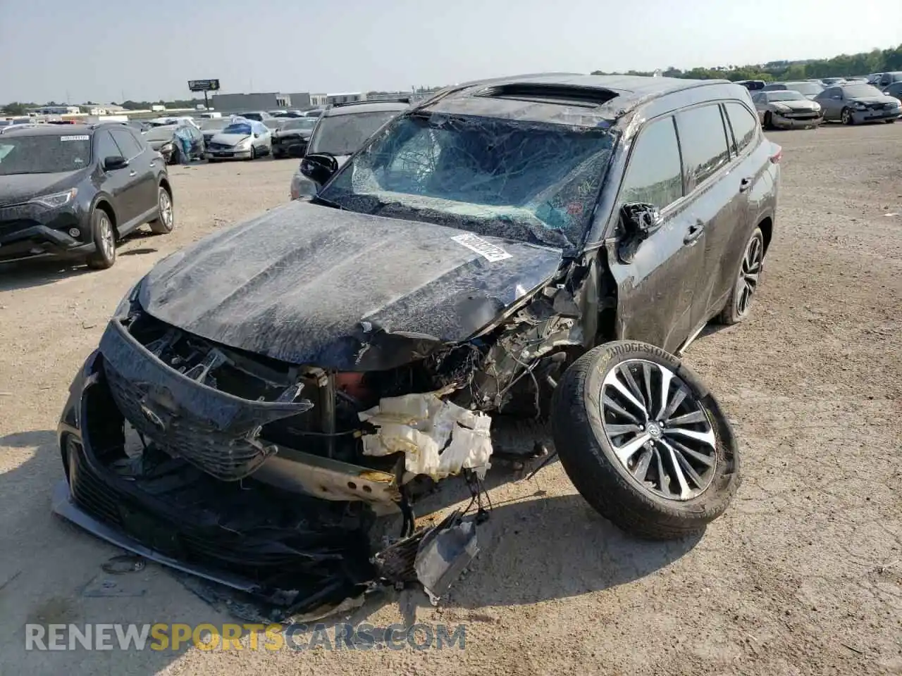 2 Photograph of a damaged car 5TDLZRAH8MS053687 TOYOTA HIGHLANDER 2021